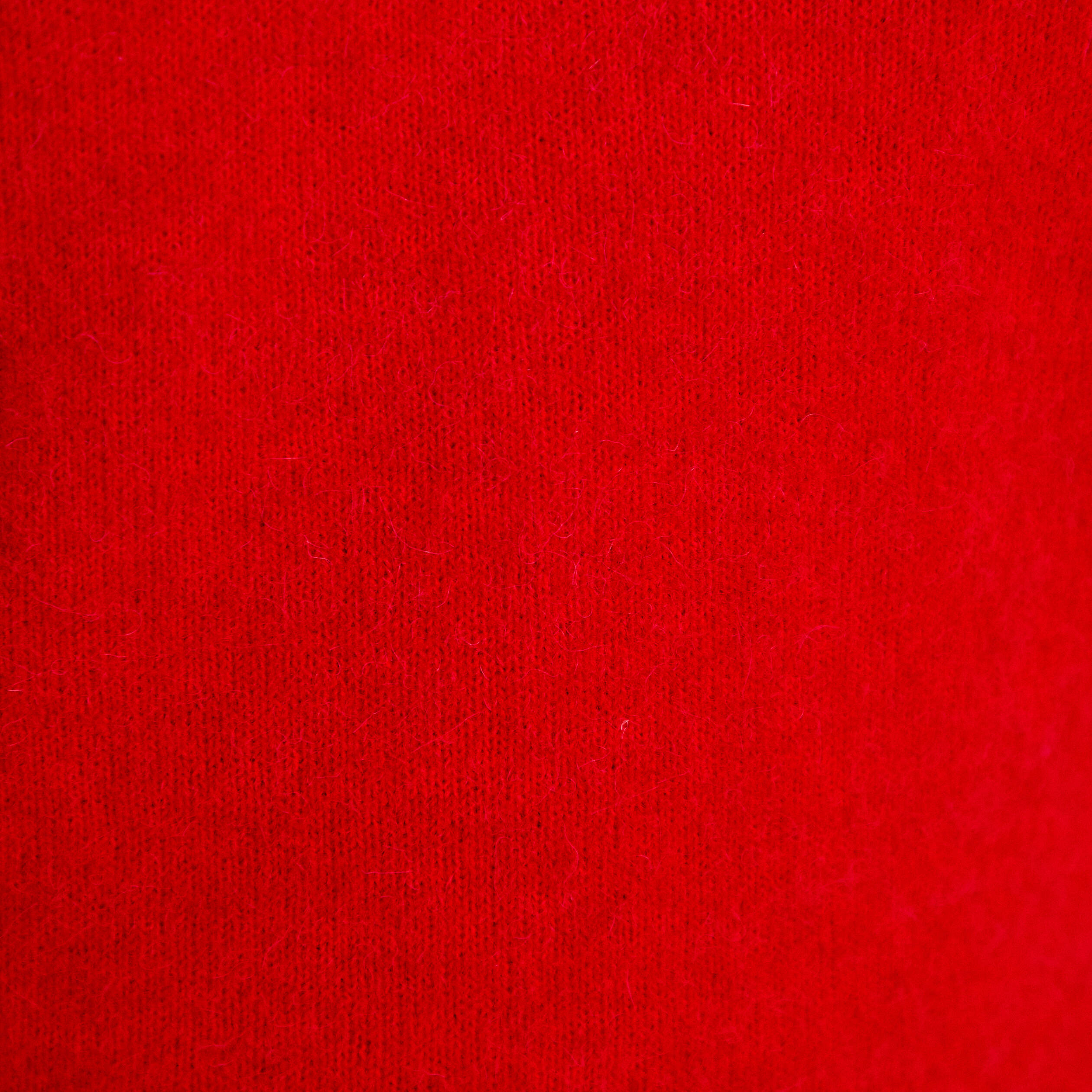 Pull avec col en V rouge femme