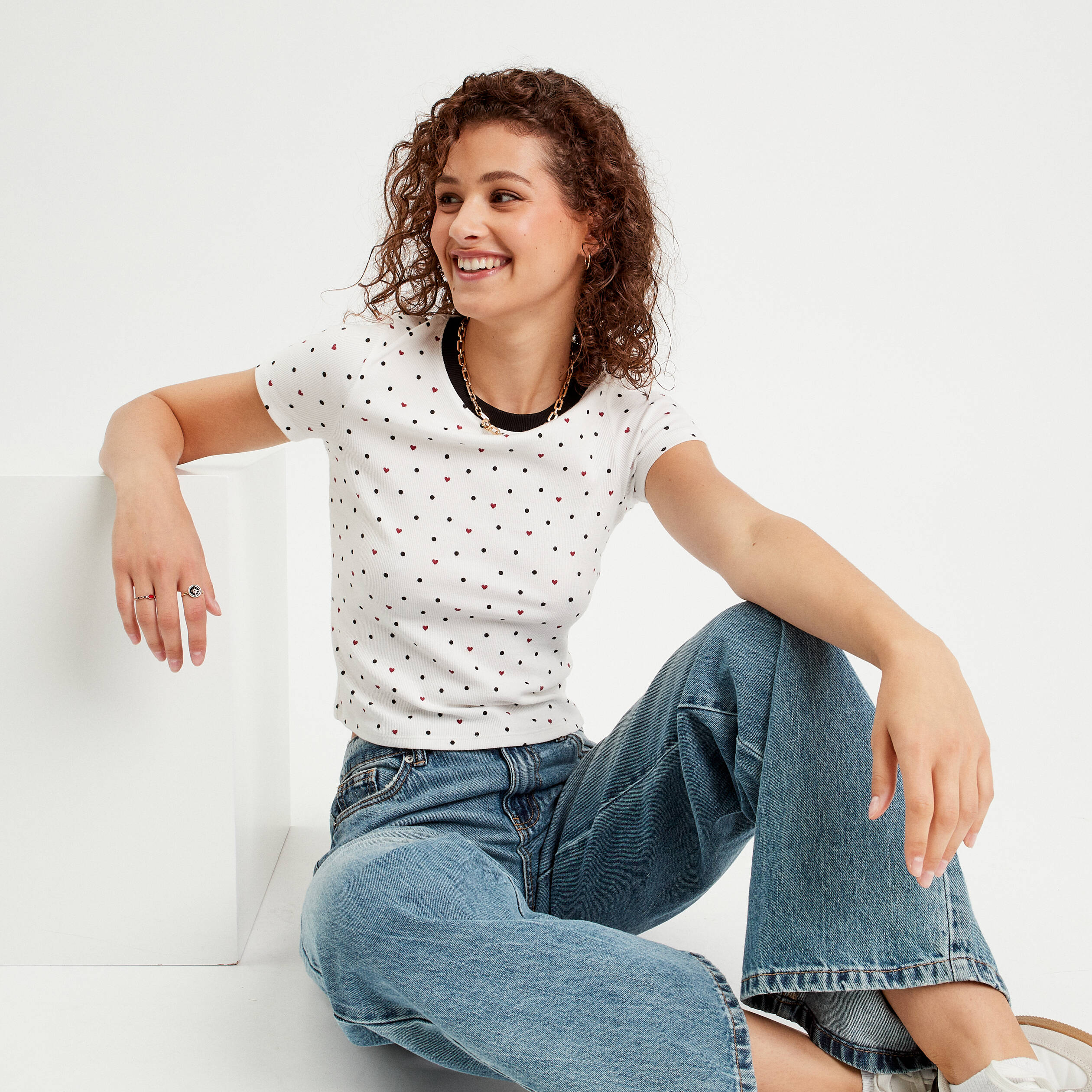 t shirt ajuste manches courtes blanc femme T-shirt ajusté manches courtes blanc femme