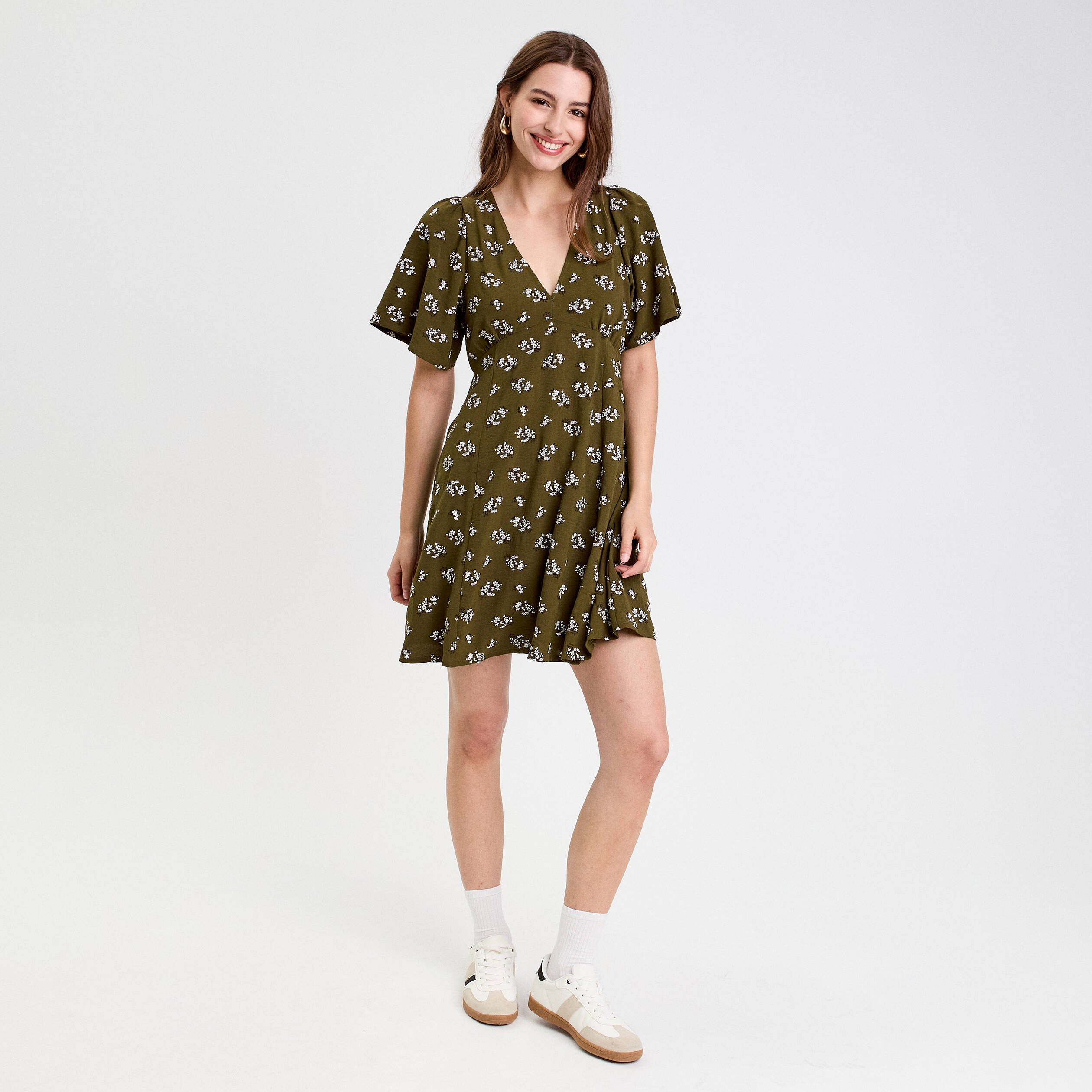 robe evasee manches courtes vert kaki femme Robe évasée manches courtes vert kaki femme