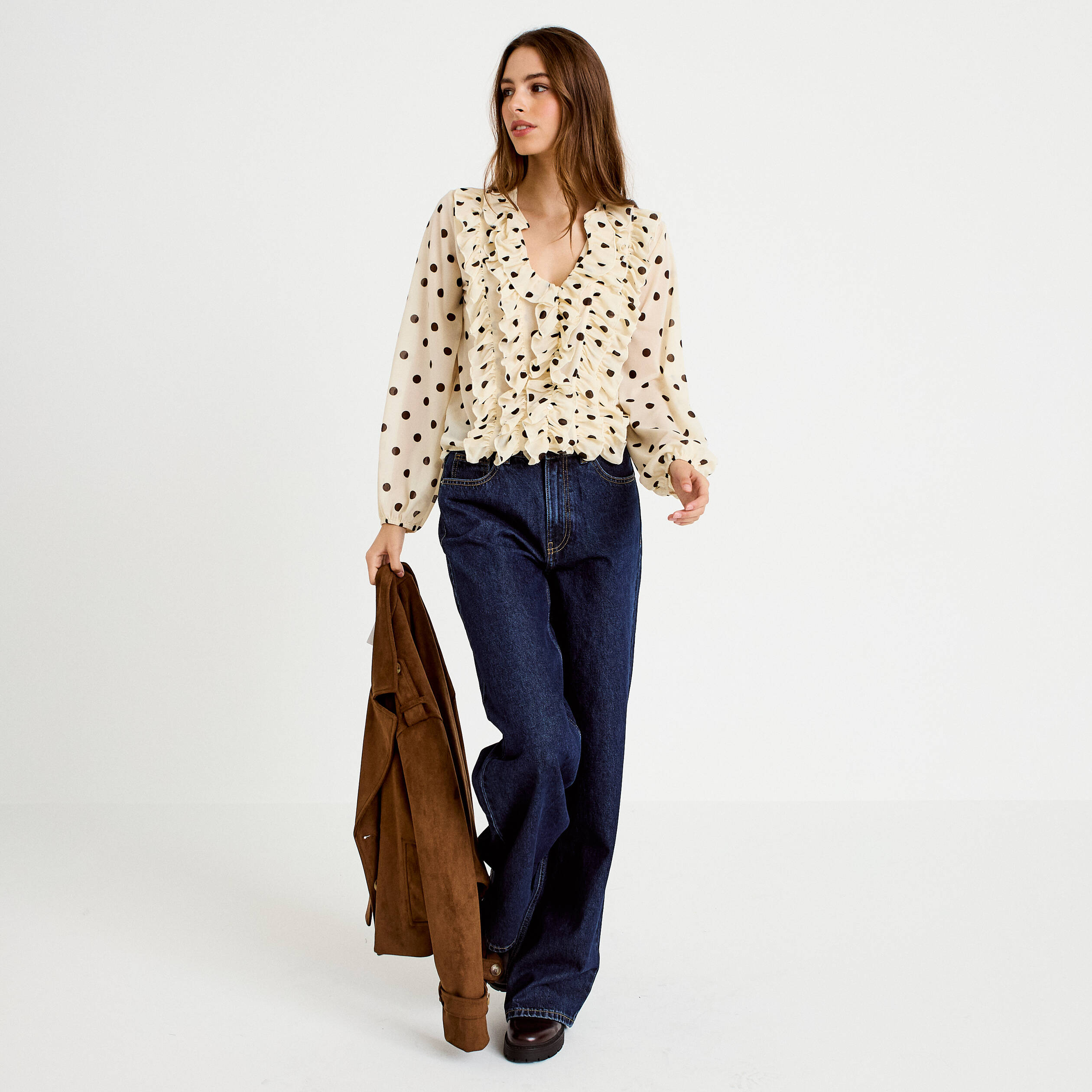 Blouse droite col v manches longues blanc femme