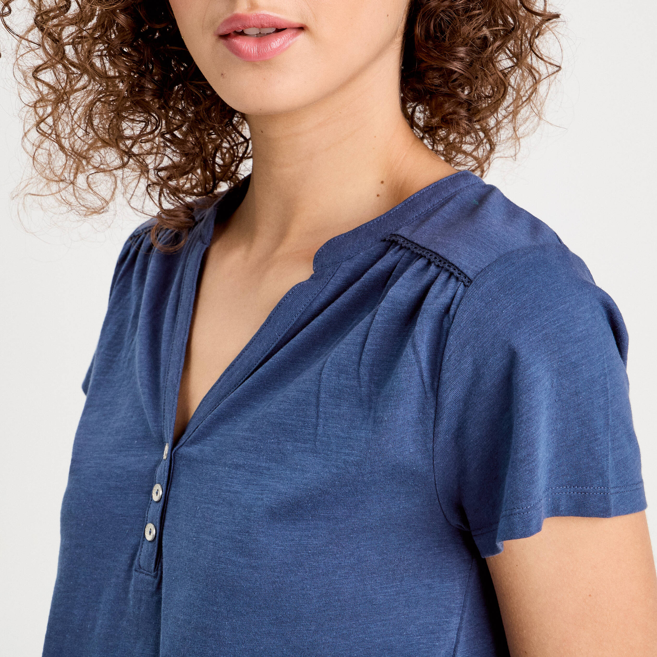 T-shirt manches courtes bleu fonc&eacute; femme
