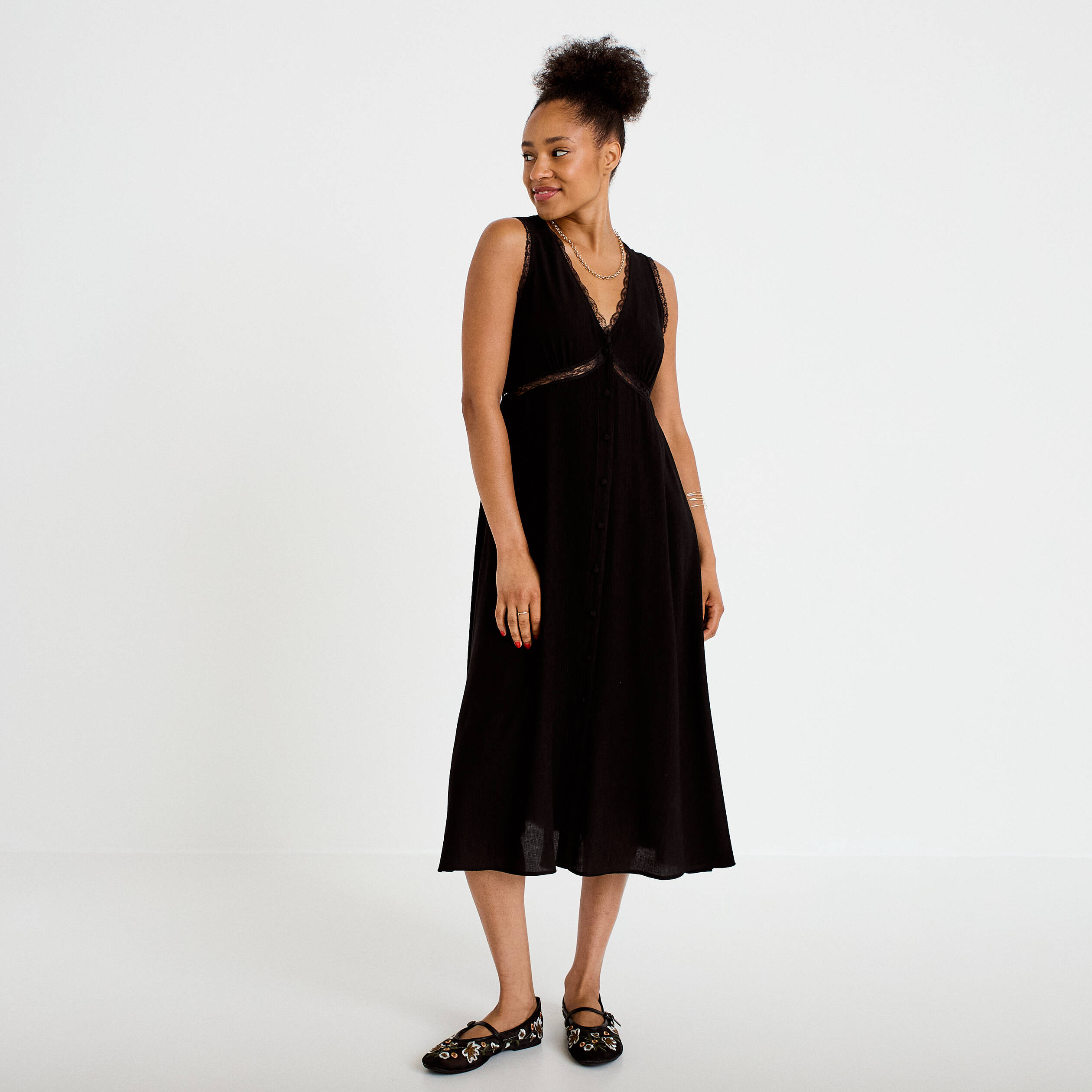 Robe longue droite sans manches col v noir femme