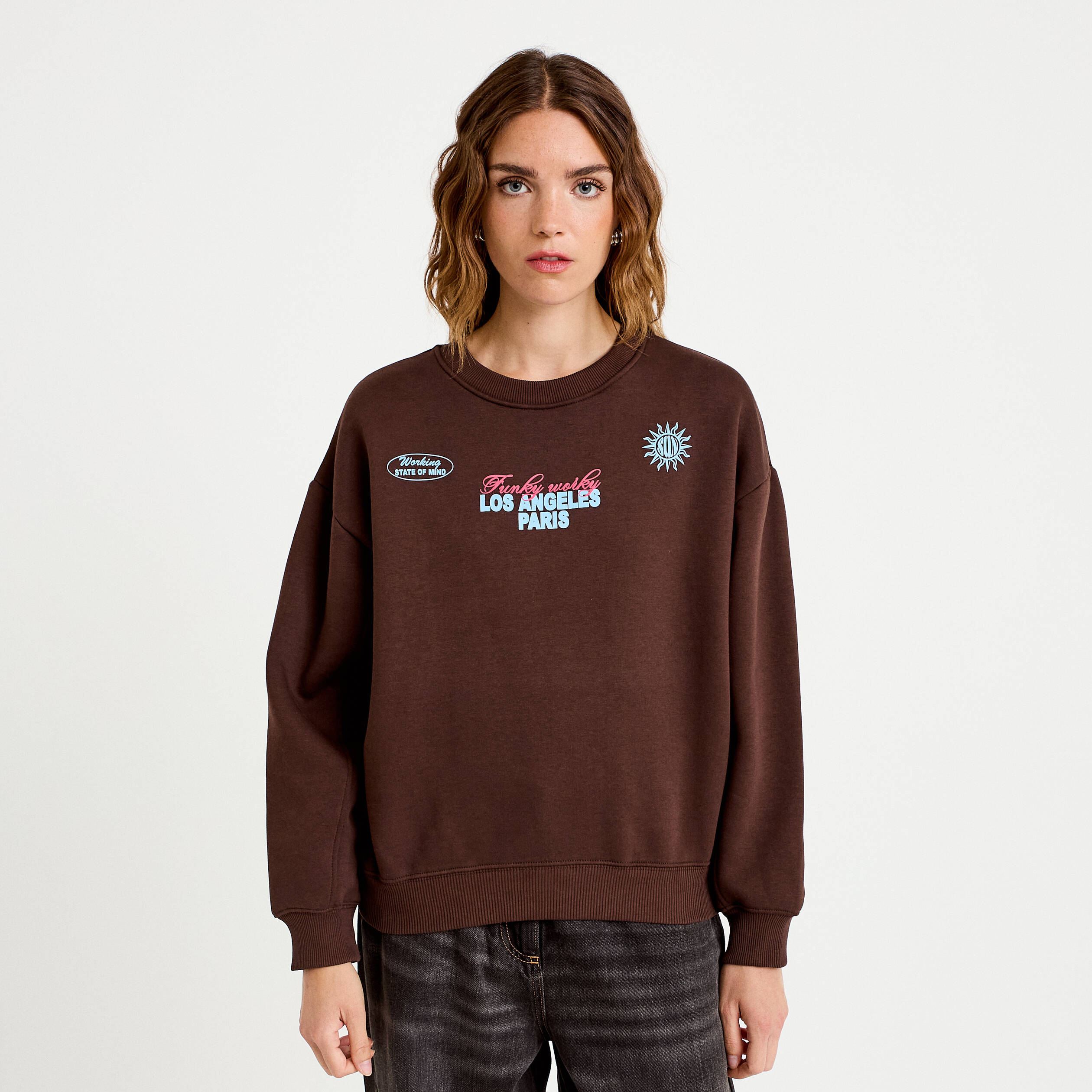 Sweat col rond manches longues marron fonc&eacute; femme