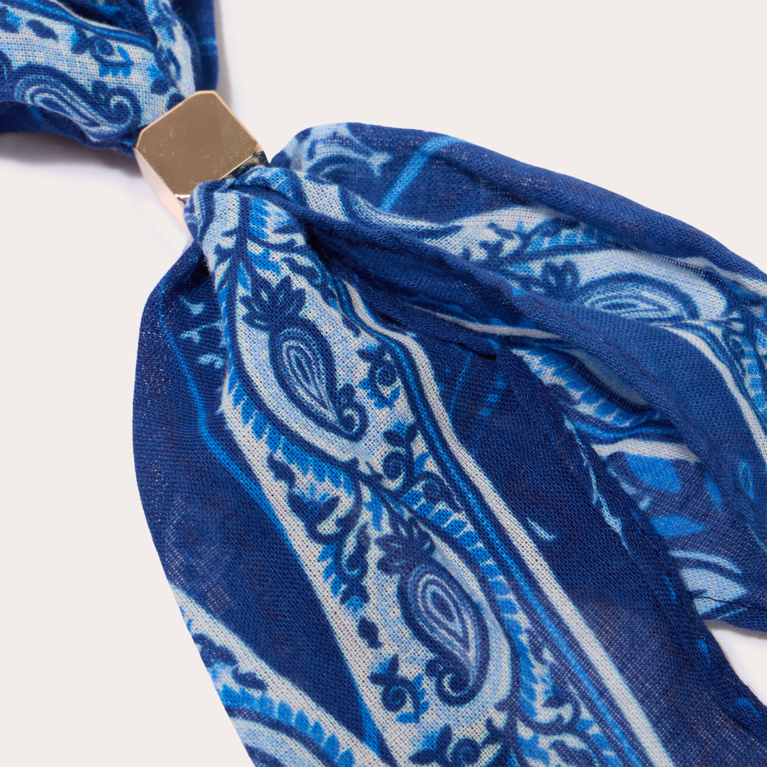Foulard bleu fonc&eacute; femme