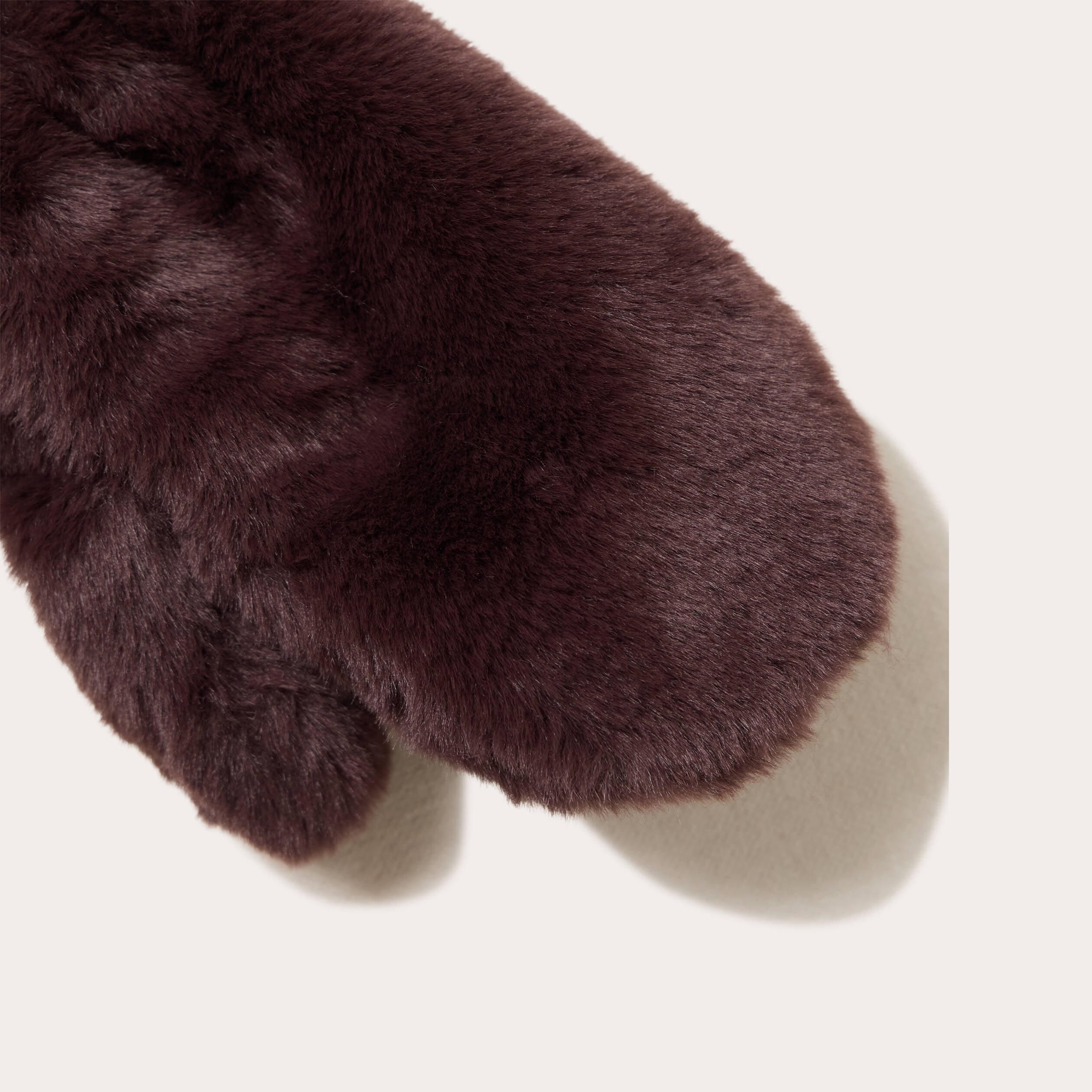Set bandeau et gants fausse fourrure marron fonc&eacute; femme