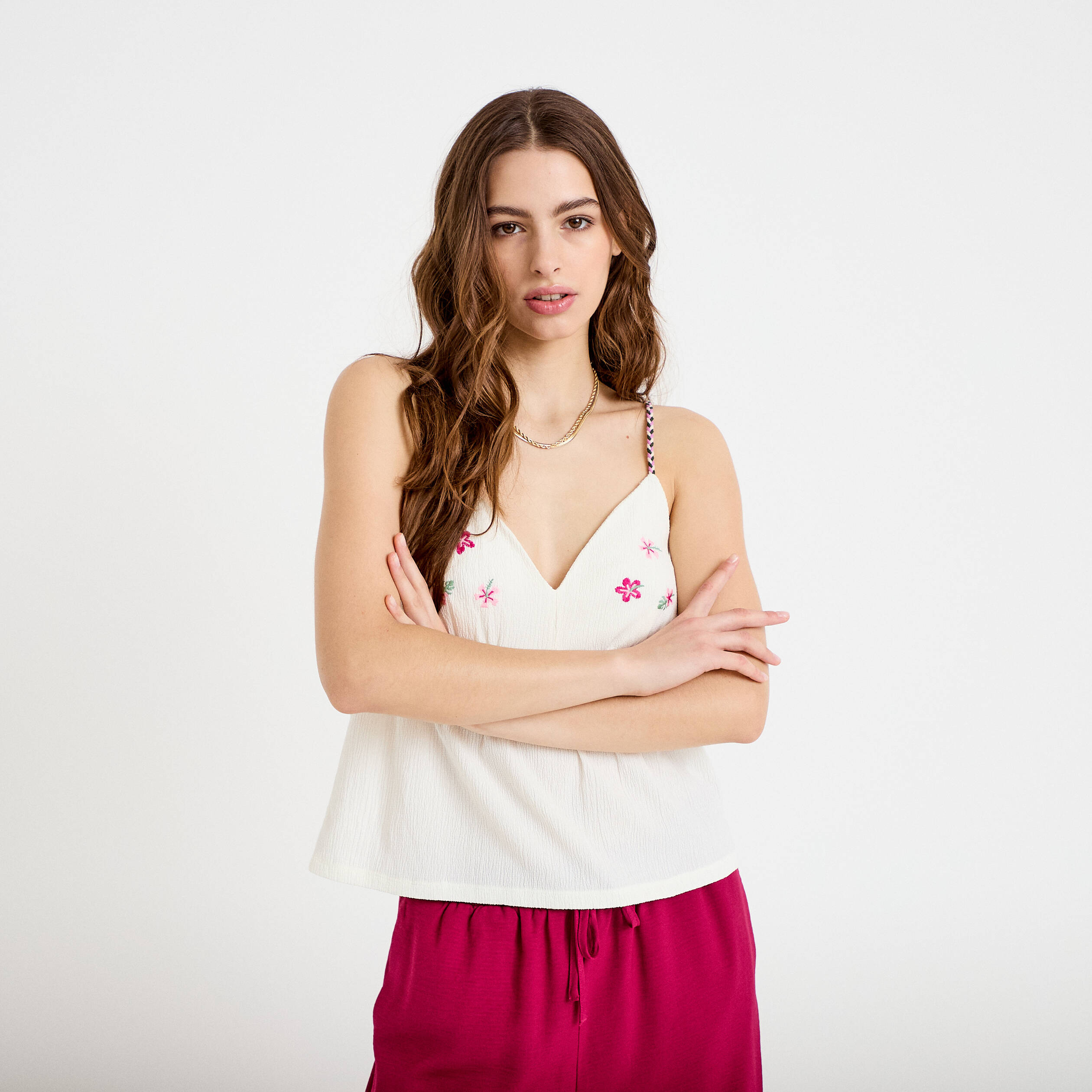 D&eacute;bardeur ajust&eacute; d&eacute;tail broderie ecru femme