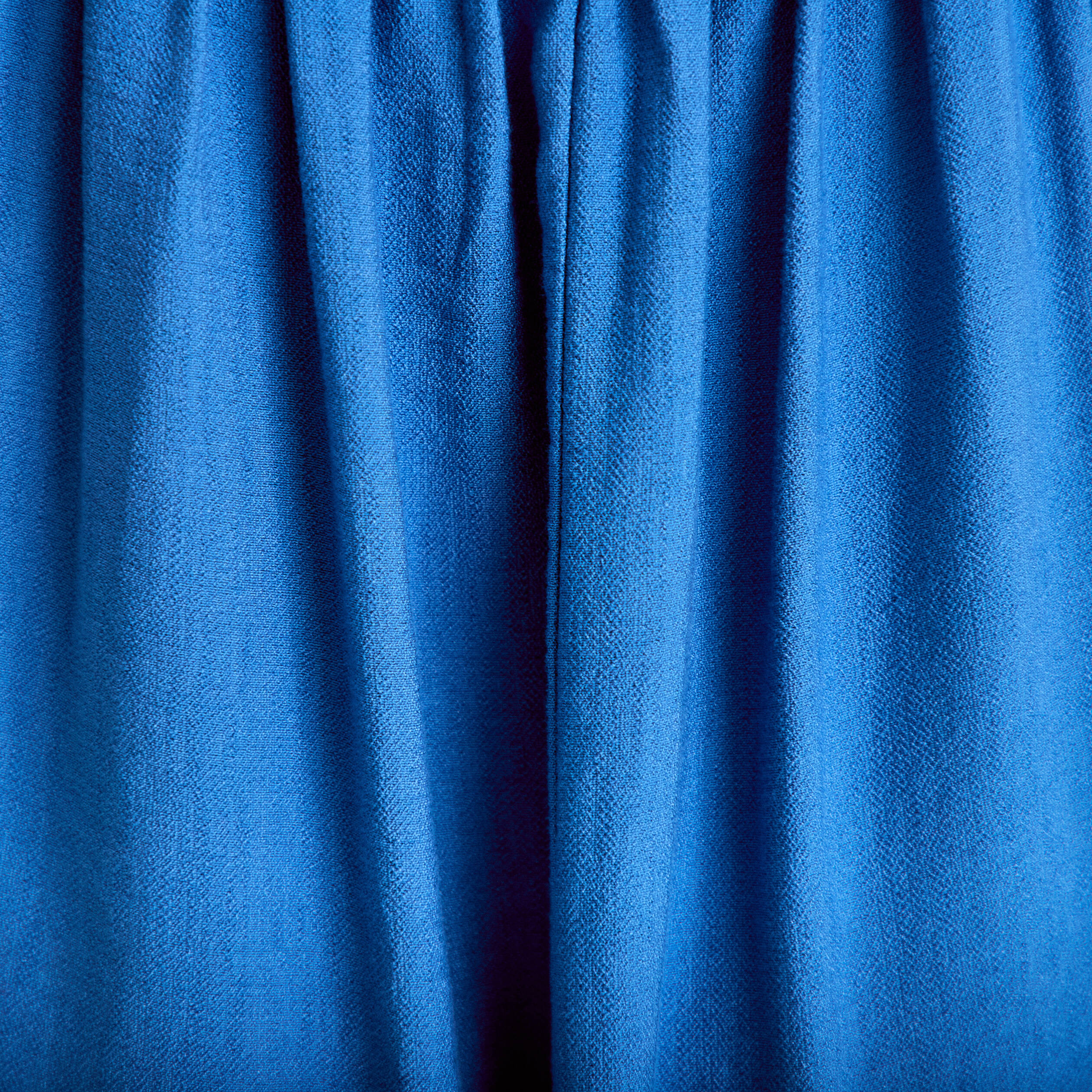 Robe longue &eacute;vas&eacute;e col v cr&ecirc;pe bleu fonc&eacute; femme