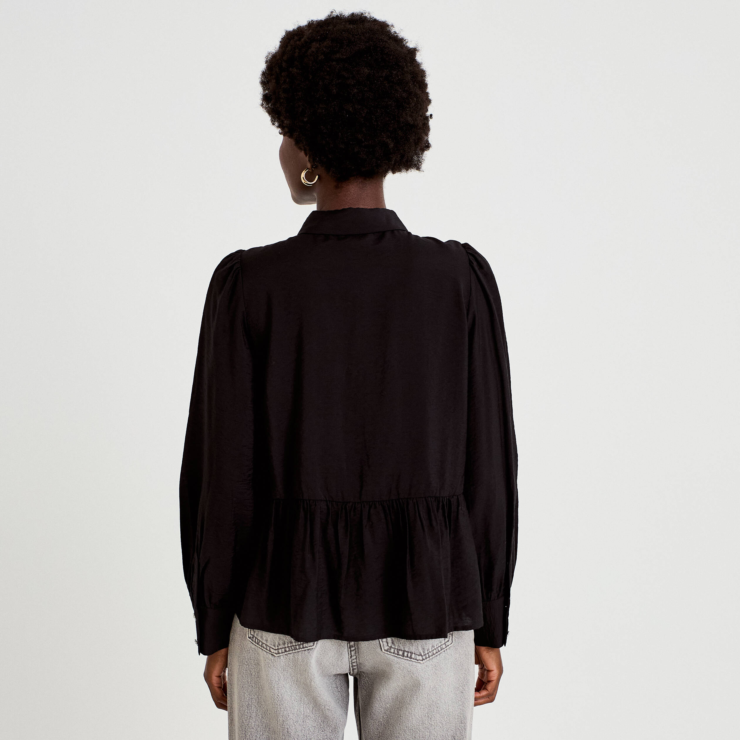 Chemise droite pliss&eacute;e col am&eacute;ricain noir femme