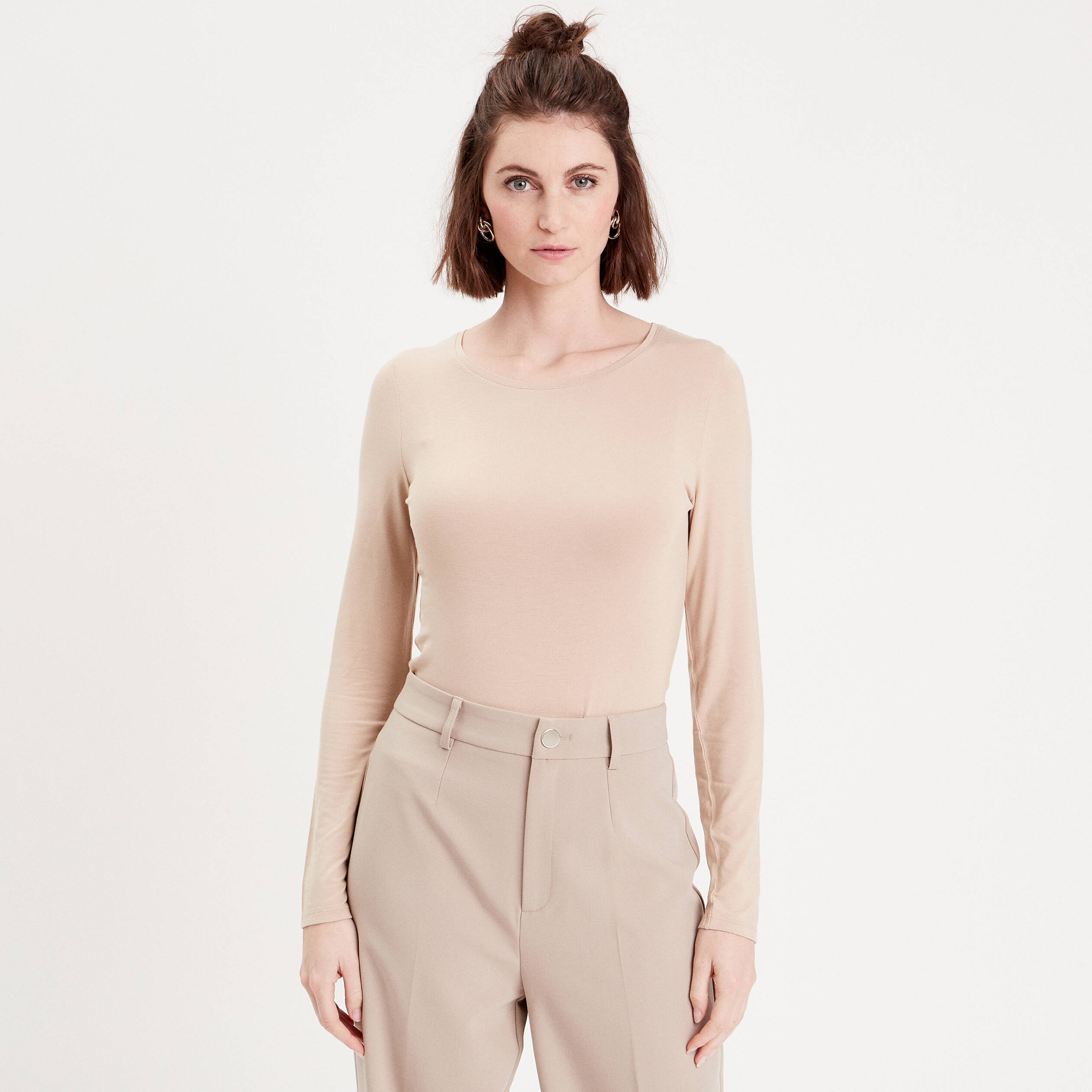 t shirt uni a manches longues sable femme T-shirt uni à manches longues sable femme