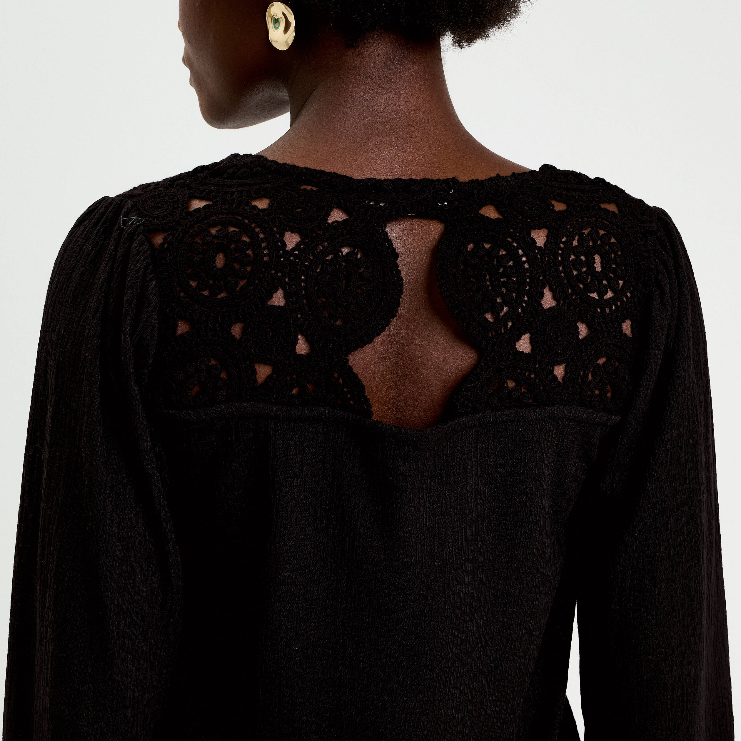 Blouse macram&eacute; bas &eacute;lastiqu&eacute; noir femme