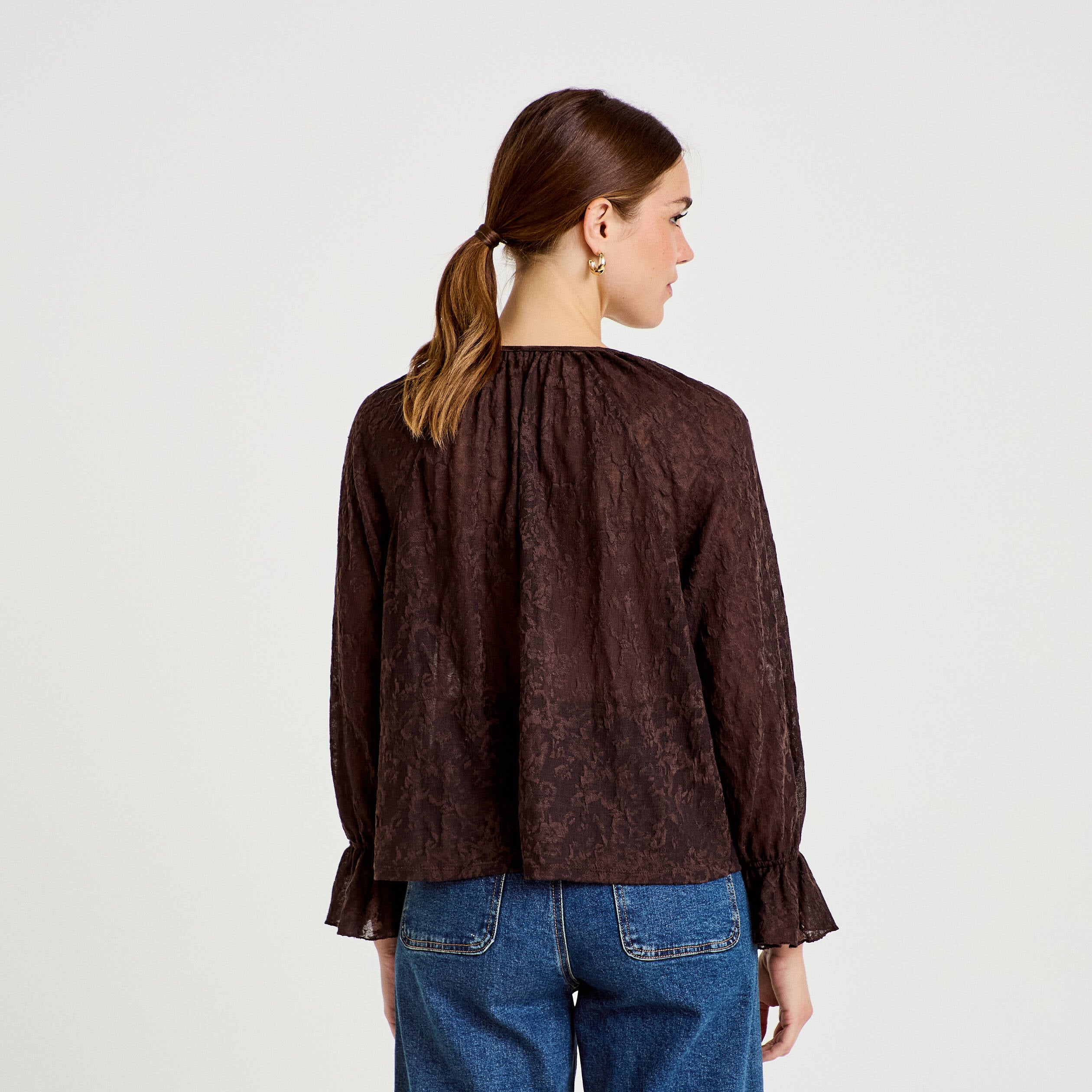 Blouse droite manches longues col rond marron fonc&eacute; femme