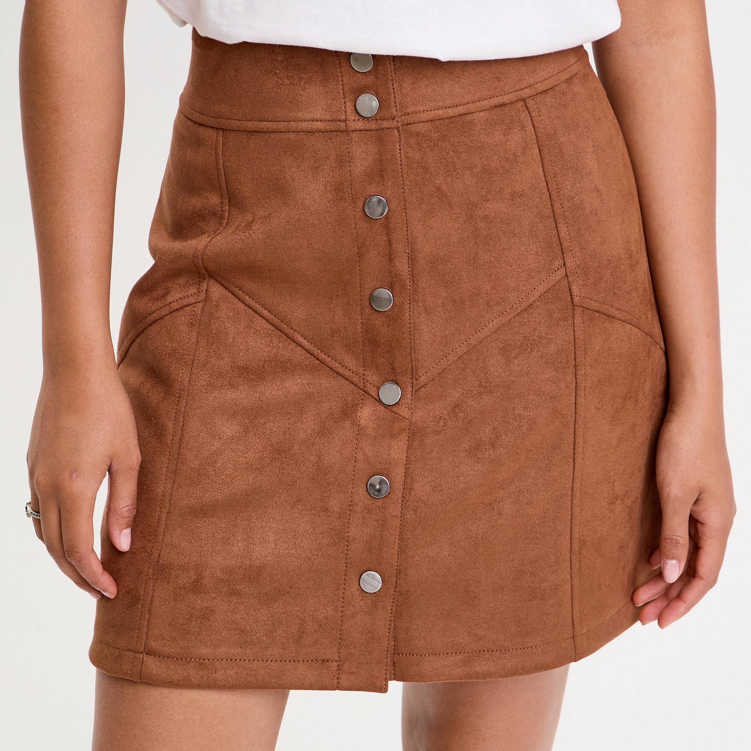 Jupe trap&egrave;ze courte aspect daim marron femme