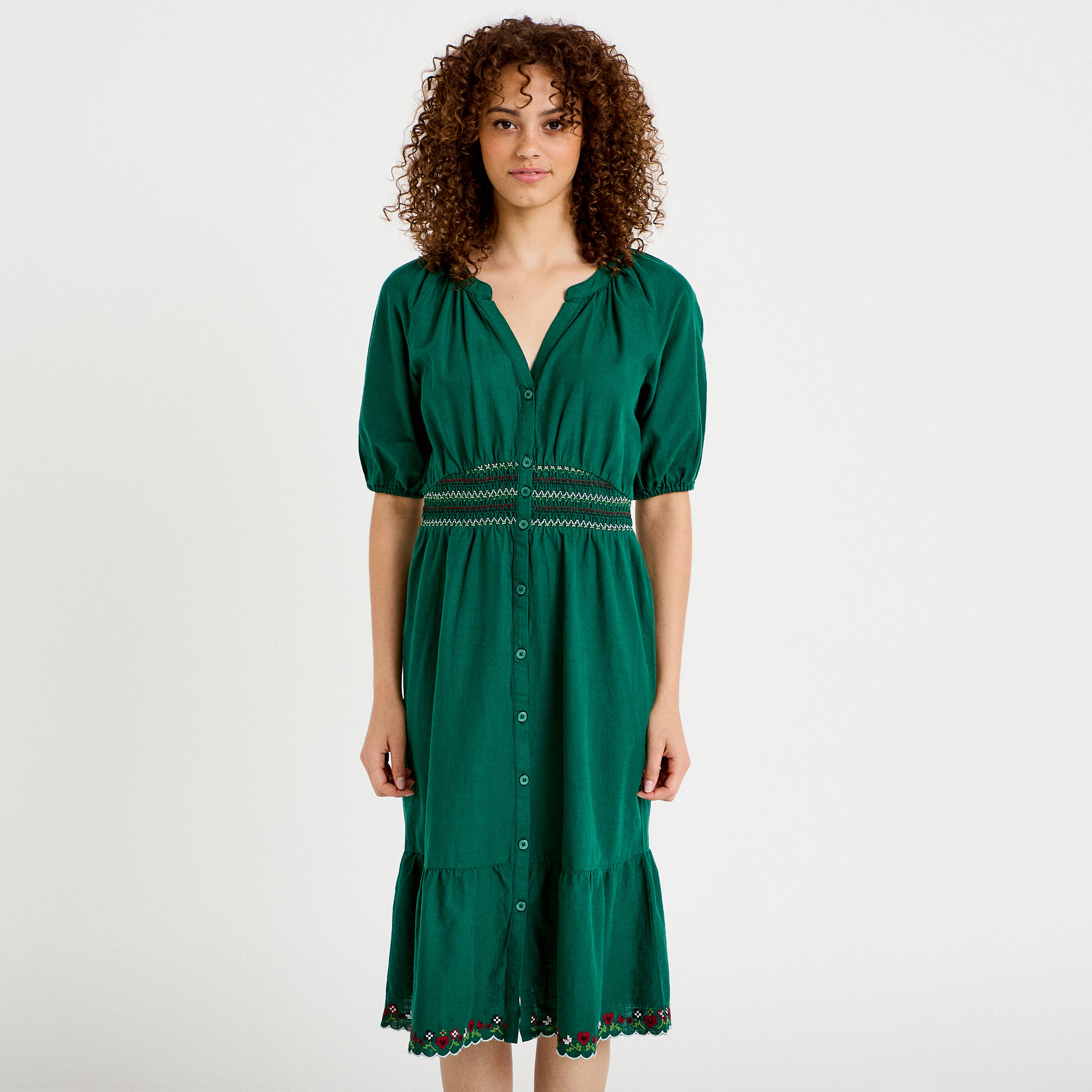 Robe &eacute;vas&eacute;e broderie col chemise vert fonc&eacute; femme
