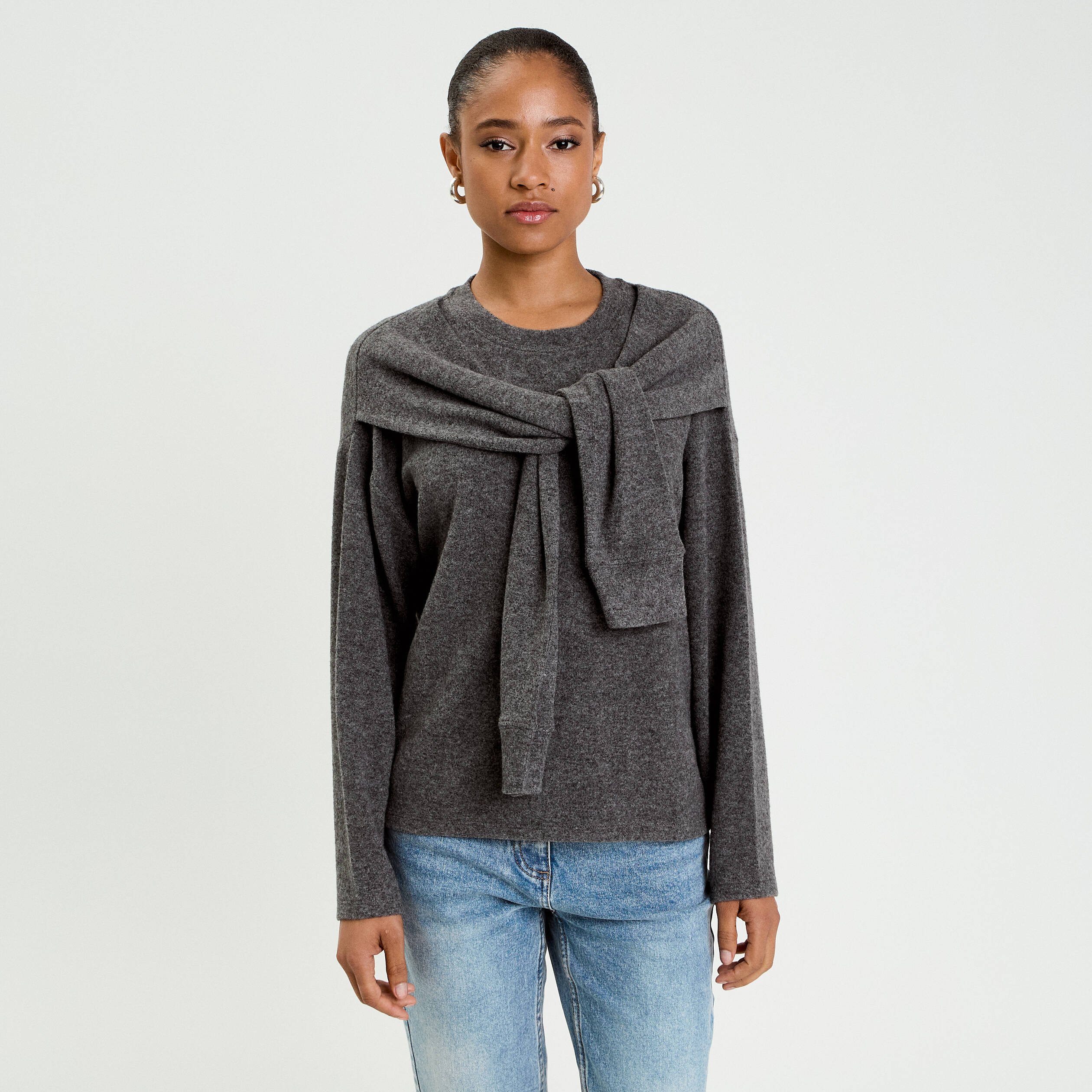 Pull effet 2-en-1 gris fonc&eacute; femme