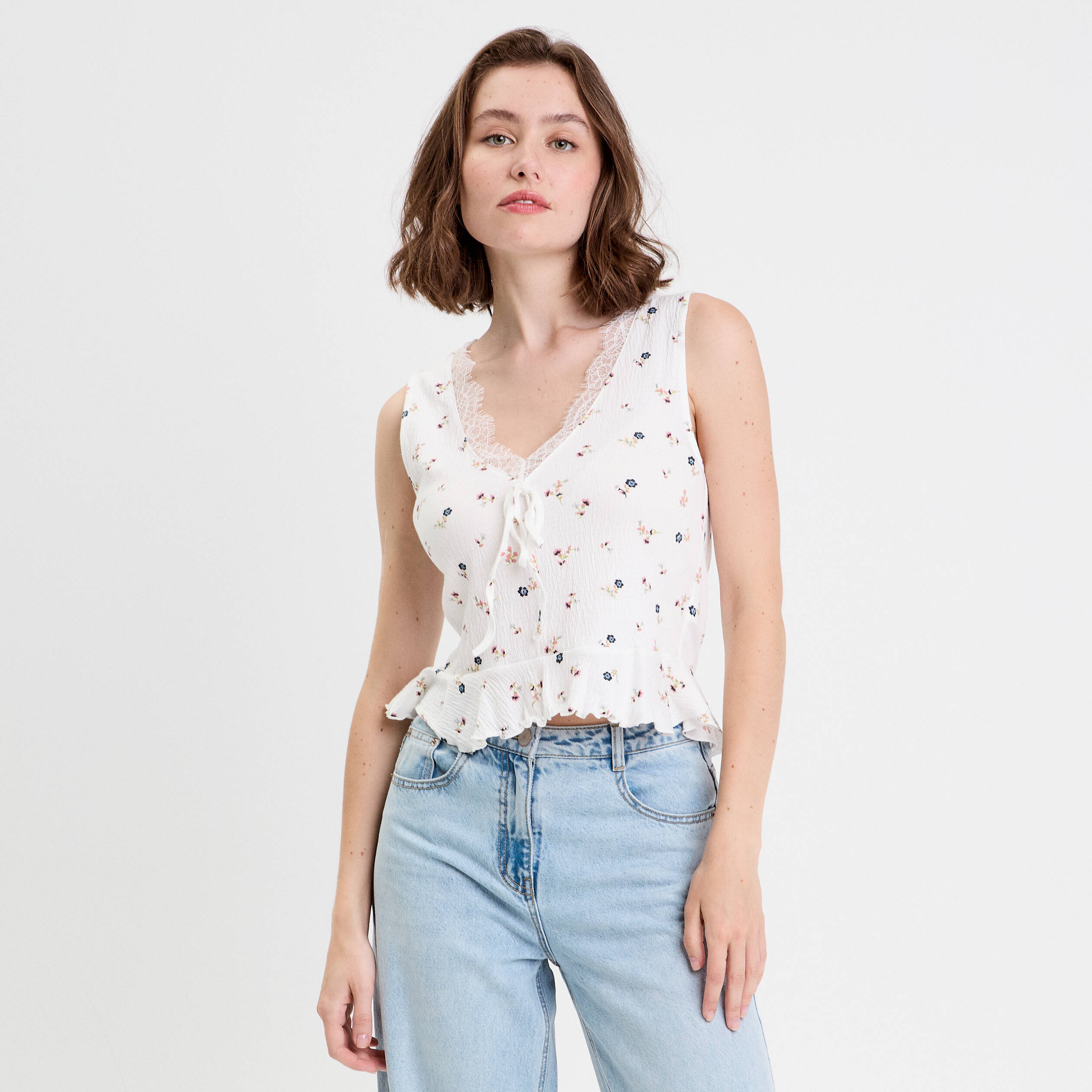 debardeur col v sans manches blanc femme Débardeur col V sans manches blanc femme