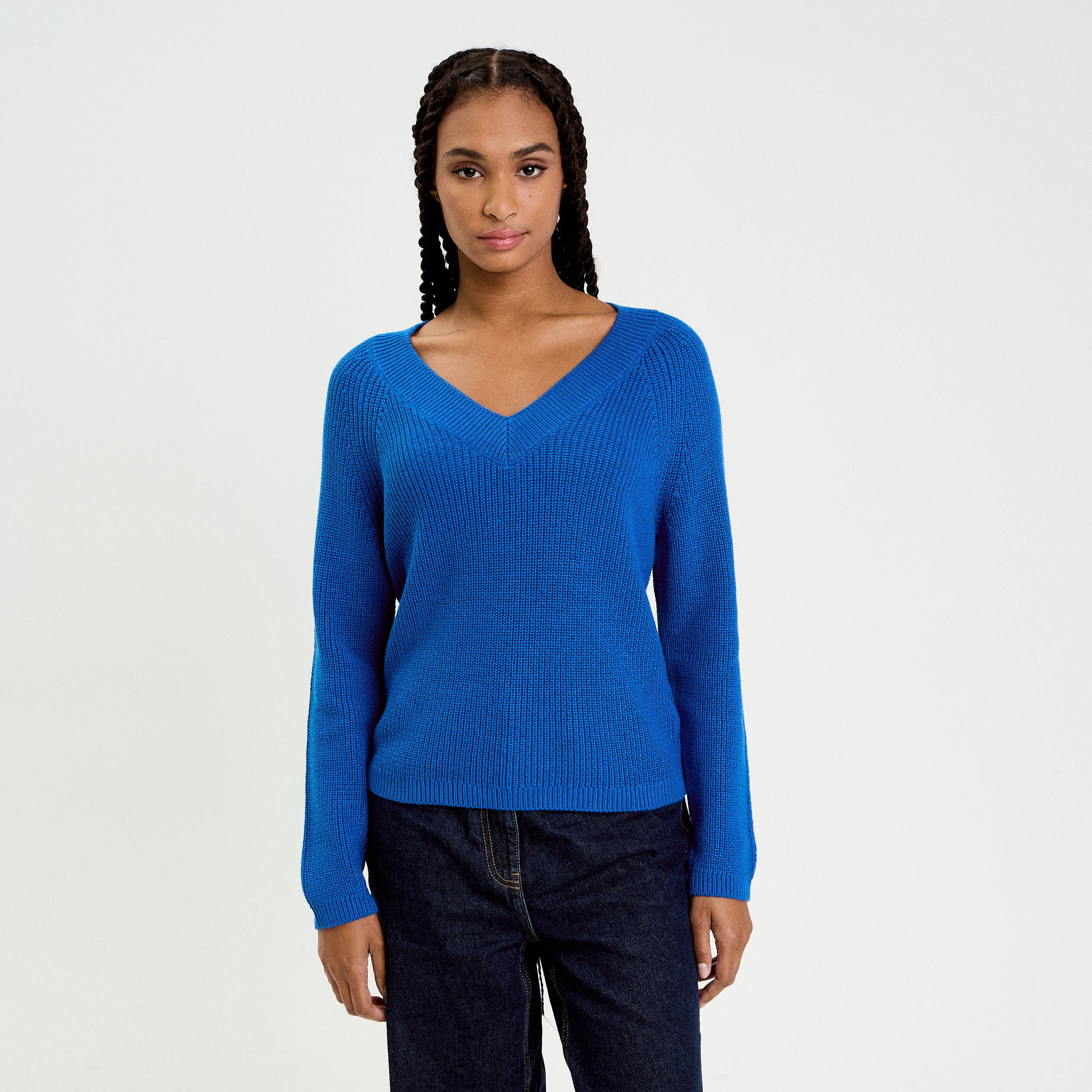Pull col v manches longues bleu electrique femme