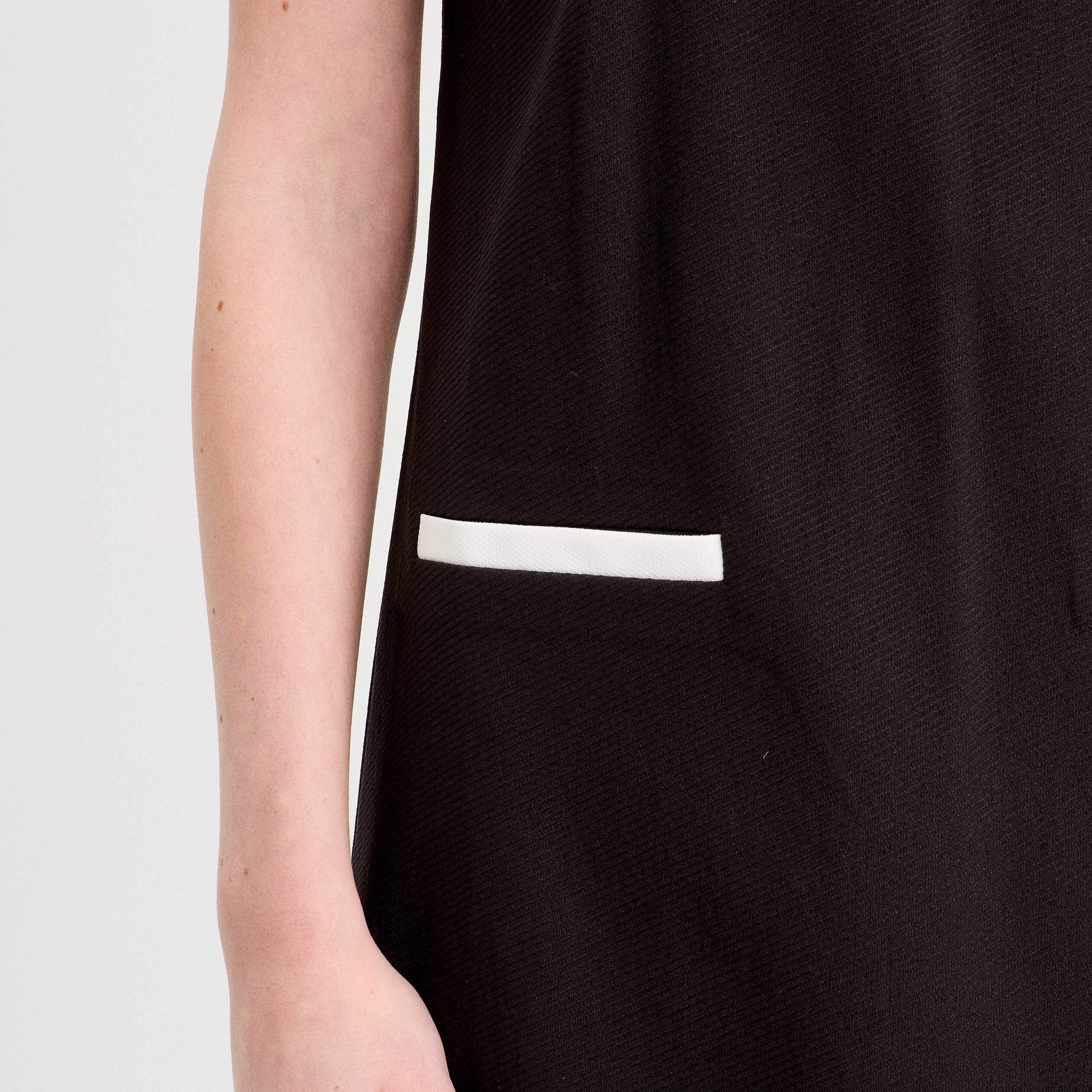 robe droite manches courtes noir femme Robe droite manches courtes noir femme