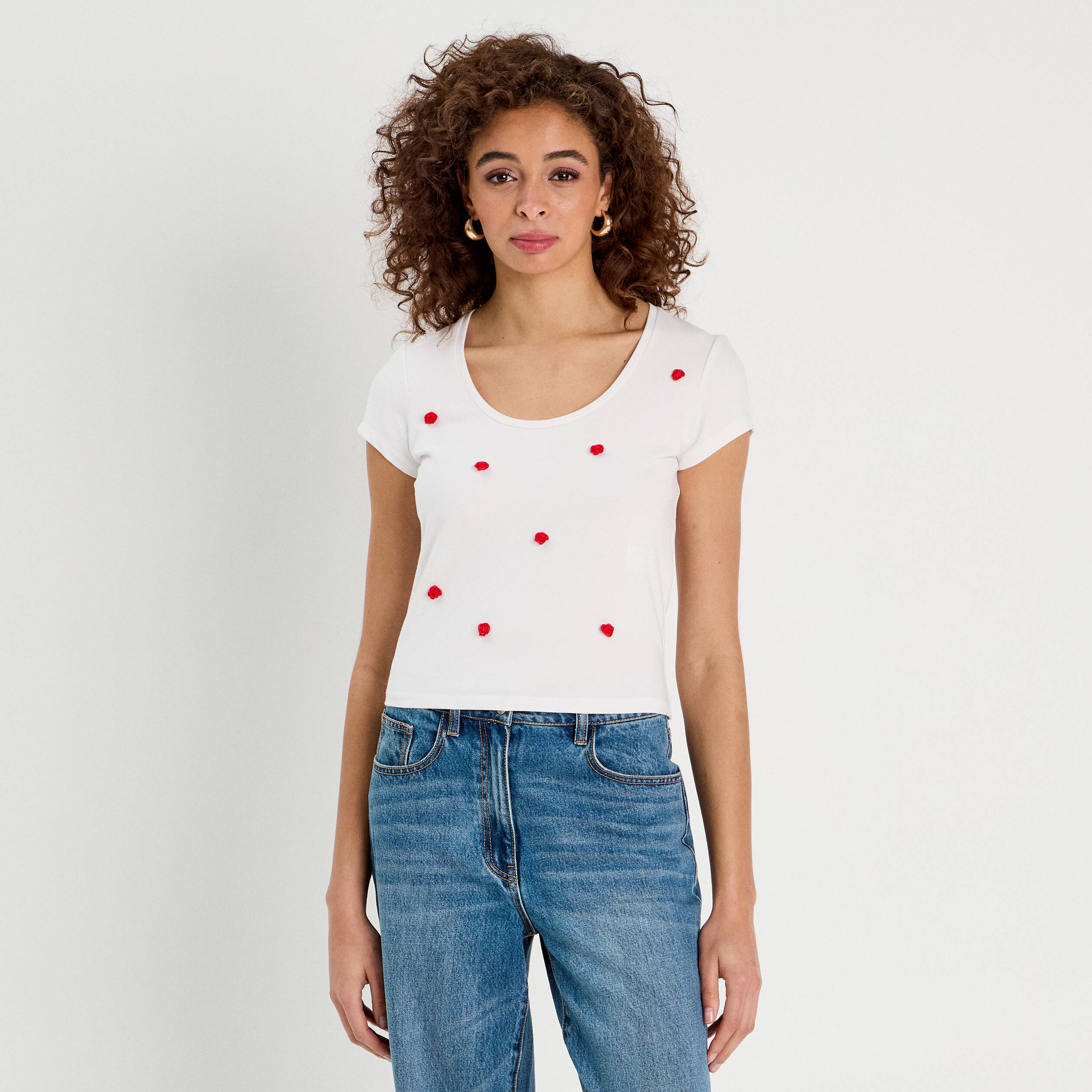 T-shirt d&eacute;tails brod&eacute;s blanc femme
