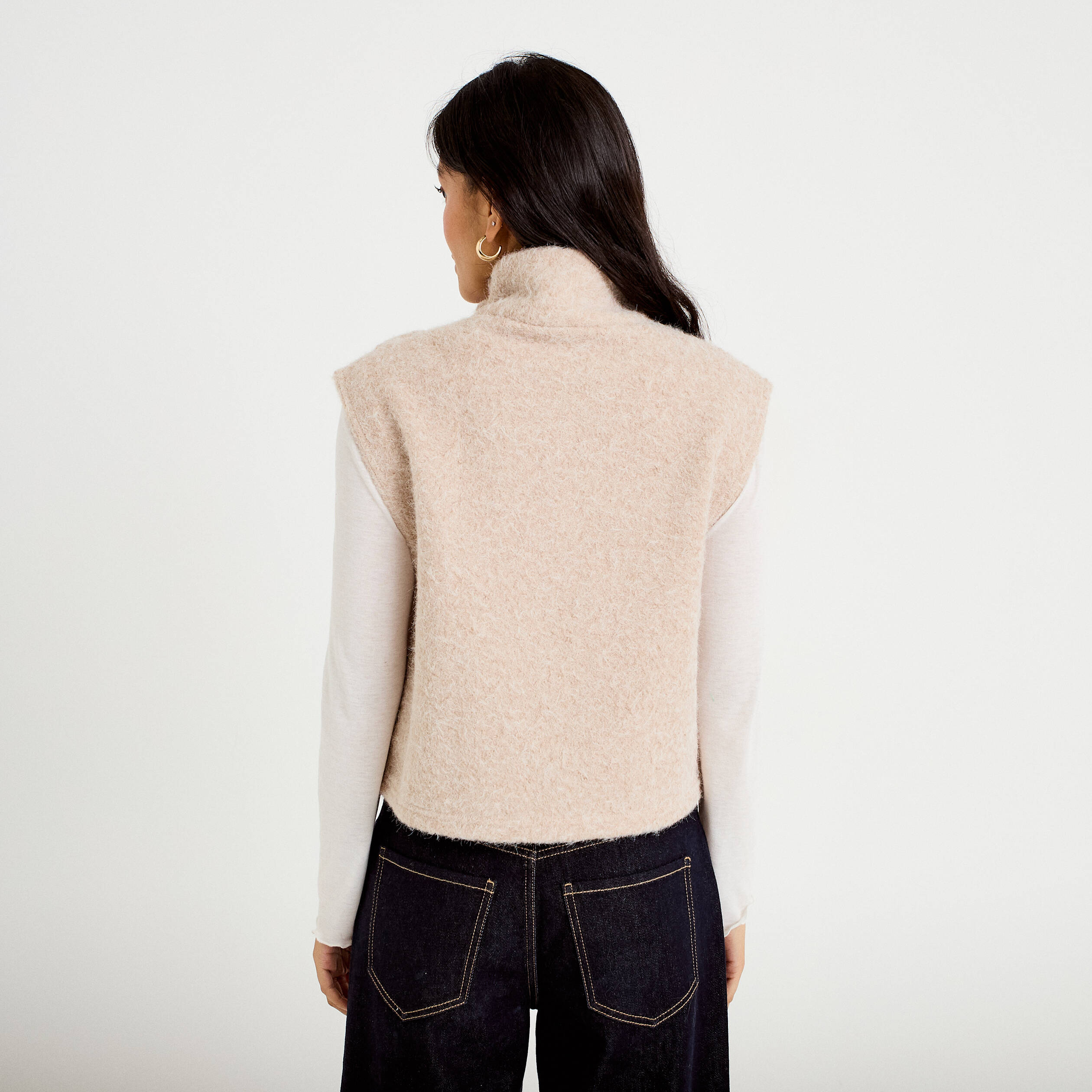 Pull droit sans manches col montant sable femme