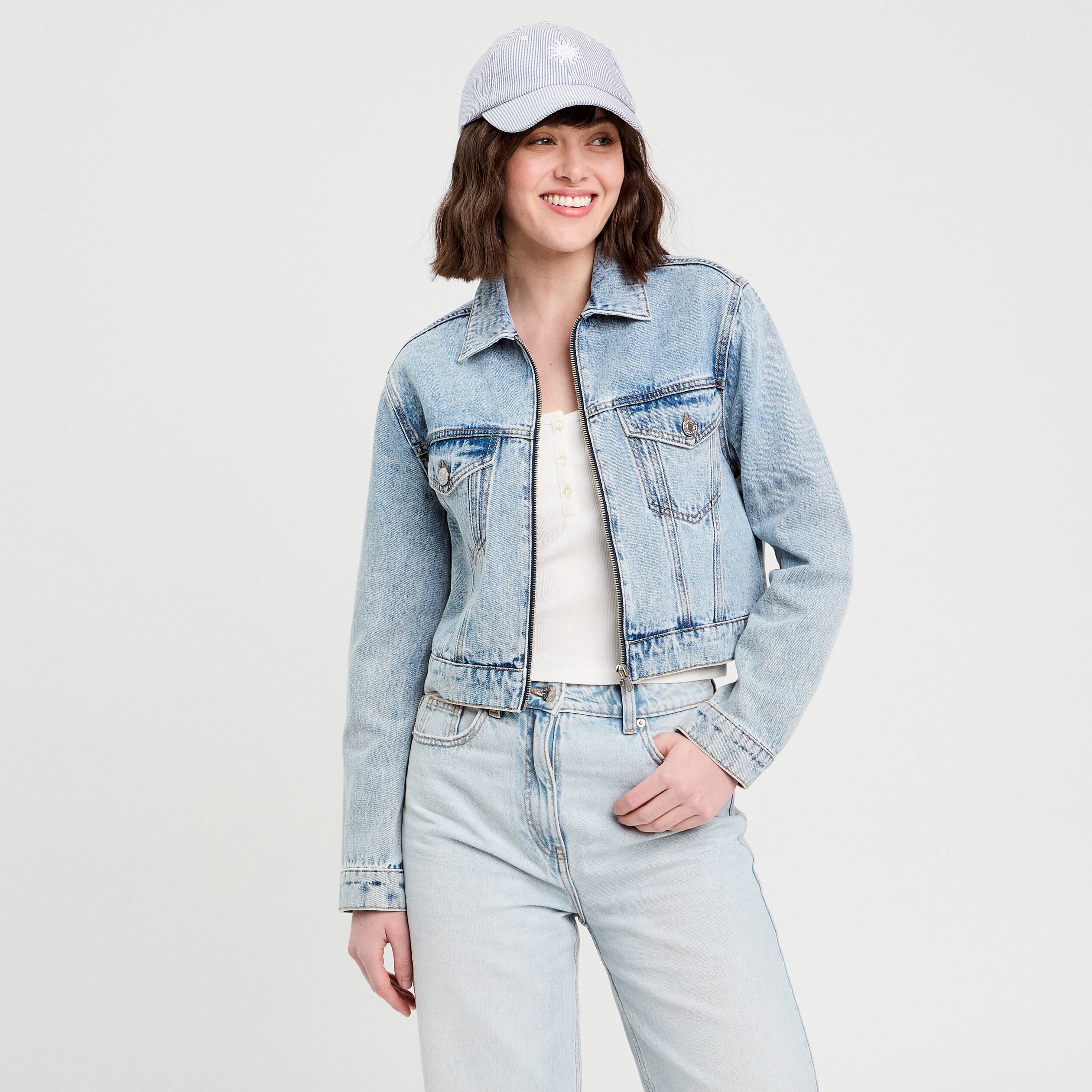 Veste zipp&eacute;e en jean denim stone femme