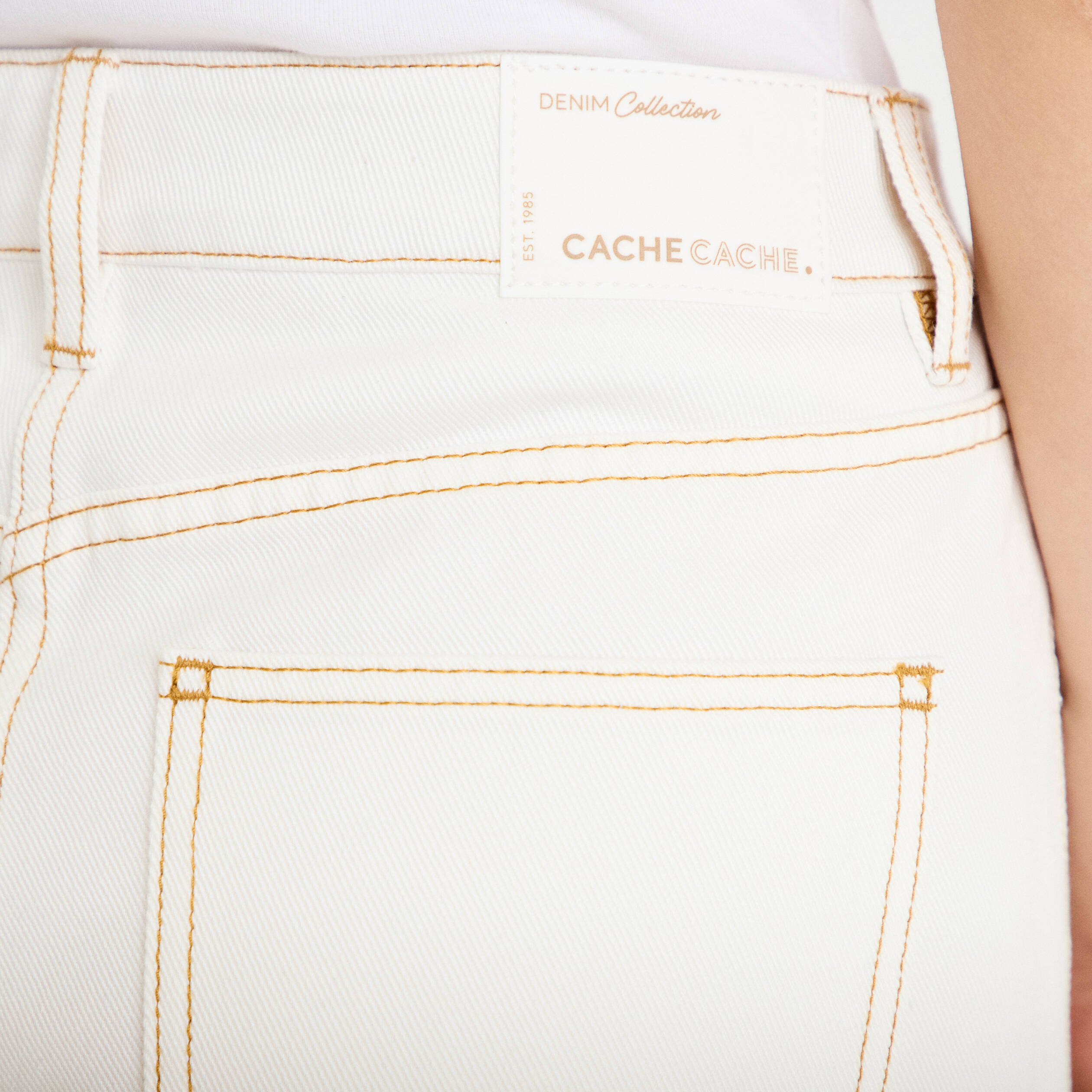 Jeans droit &agrave; revers denim blanc femme