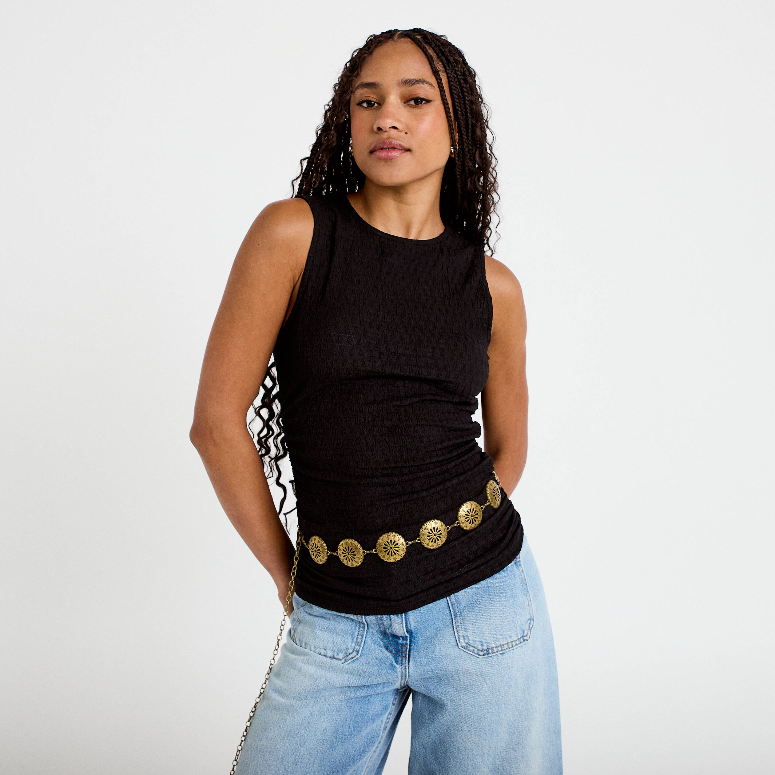 D&eacute;bardeur ajour&eacute; col rond noir femme