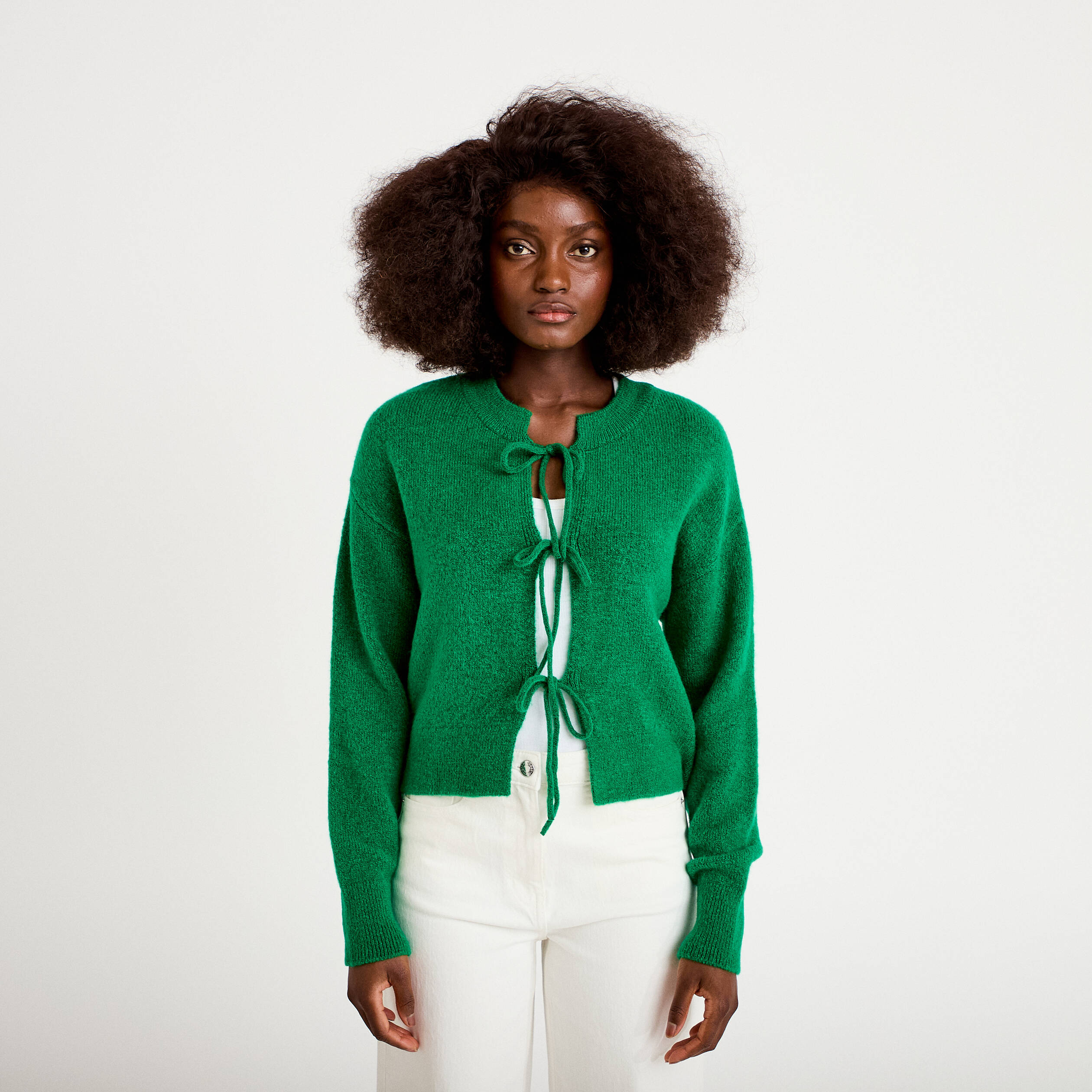 Gilet court nou&eacute; vert fonc&eacute; femme
