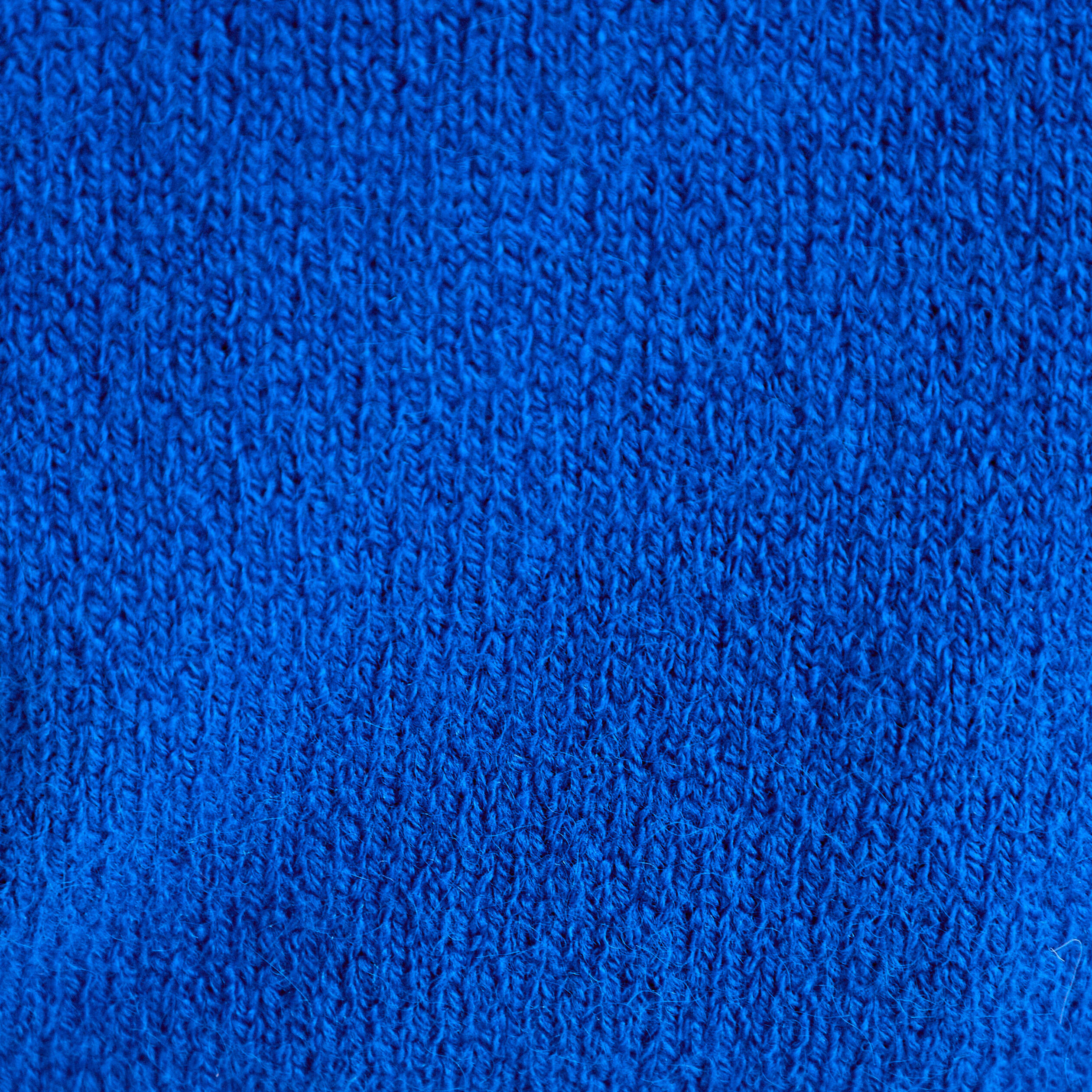 Pull oversize col rond manches courtes bleu electrique femme