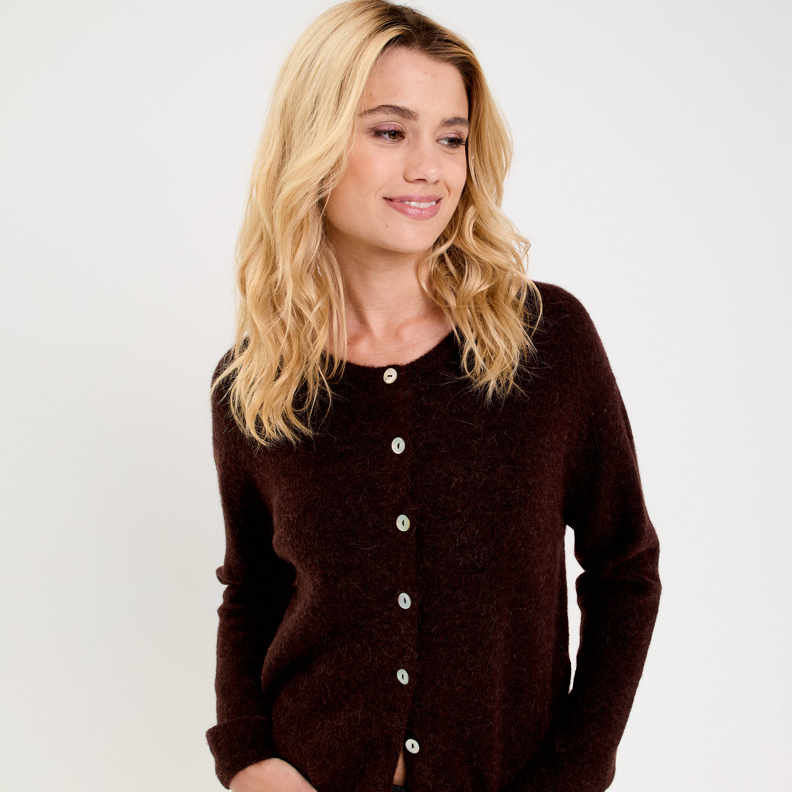 Gilet manches longues marron fonc&eacute; femme
