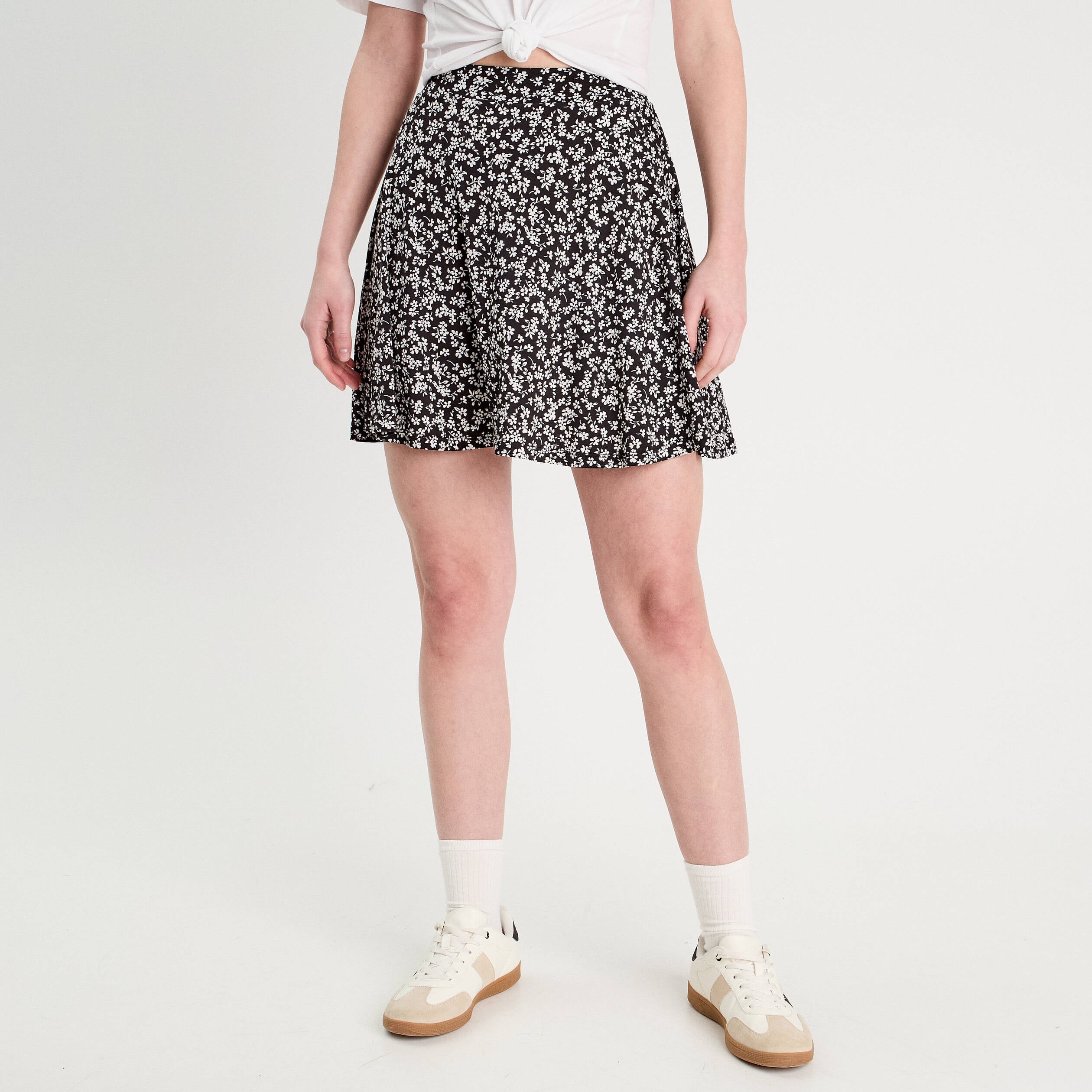 Jupe-short patineuse noir femme
