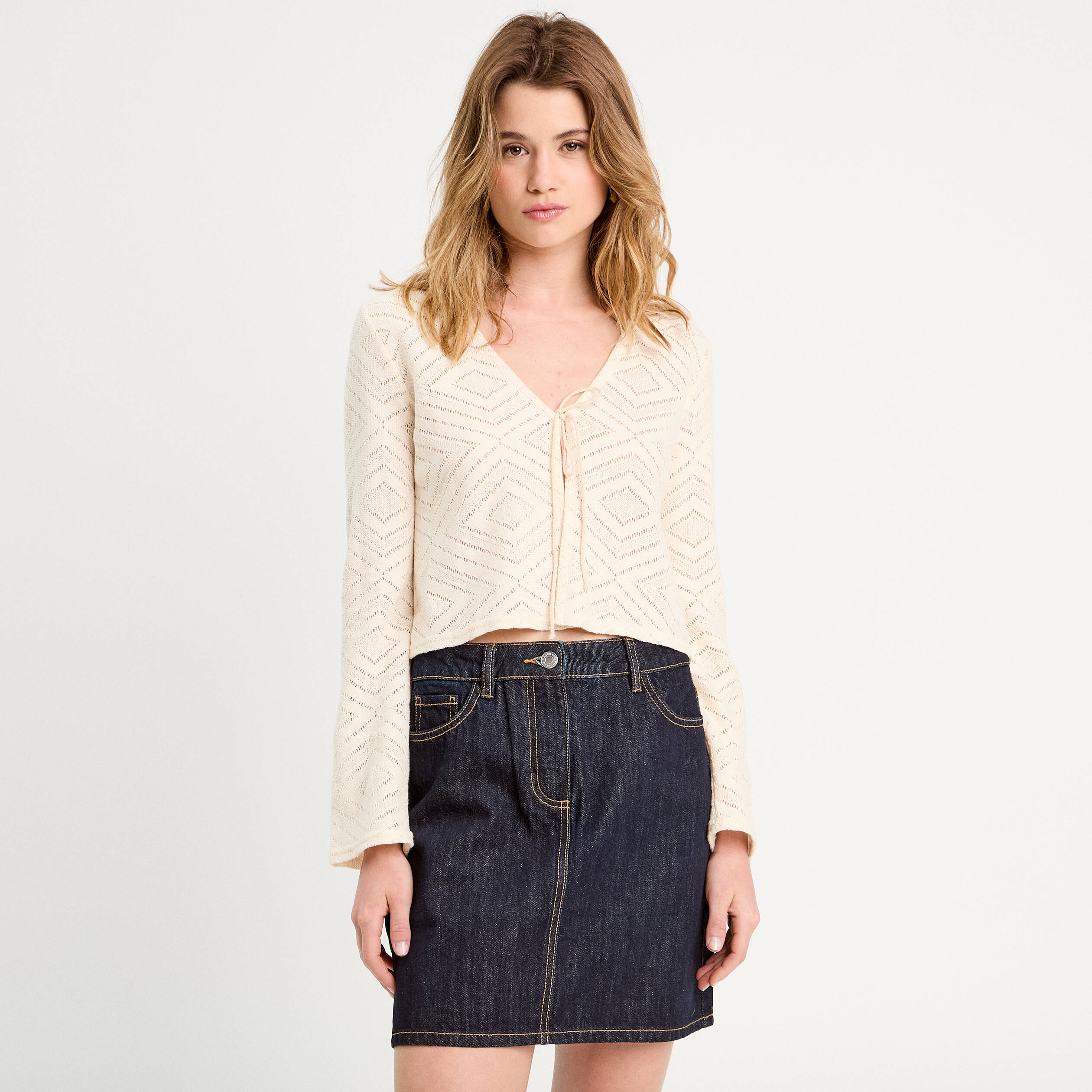 gilet ajoure noue ecru femme Gilet ajouré noué ecru femme