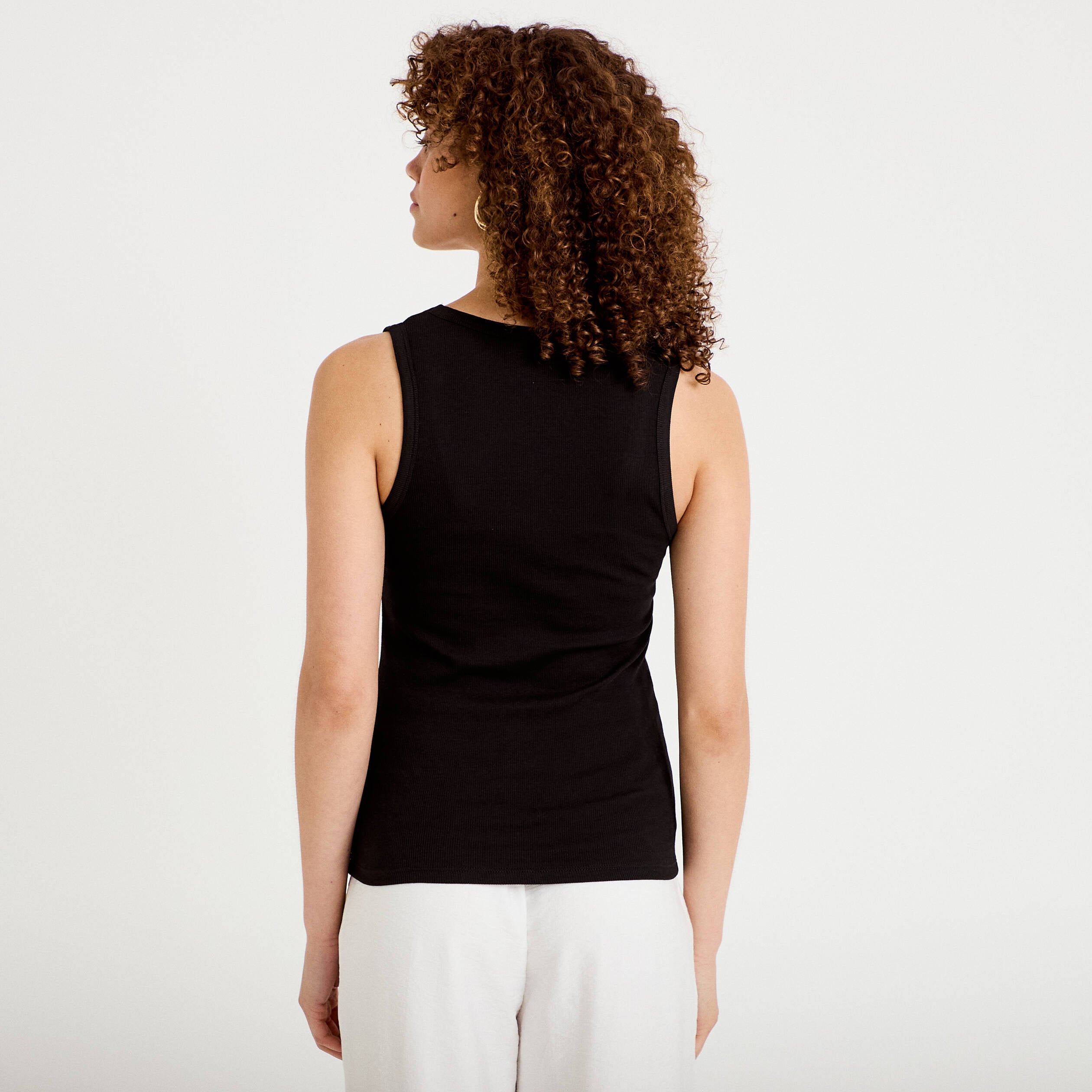D&eacute;bardeur c&ocirc;tel&eacute; ajust&eacute; d&eacute;collet&eacute; noir femme
