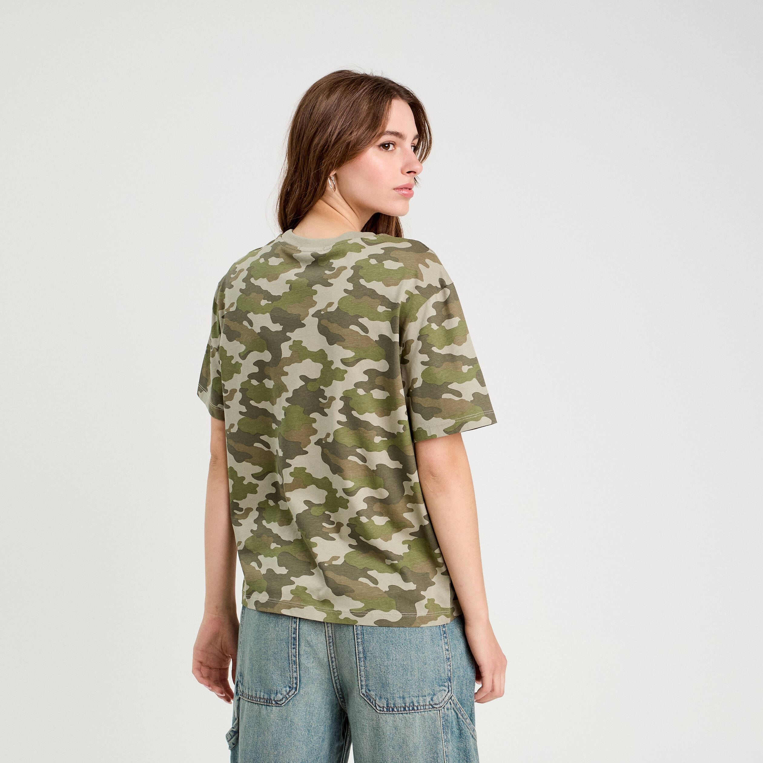 t shirt manches courtes vert kaki femme T-shirt manches courtes vert kaki femme