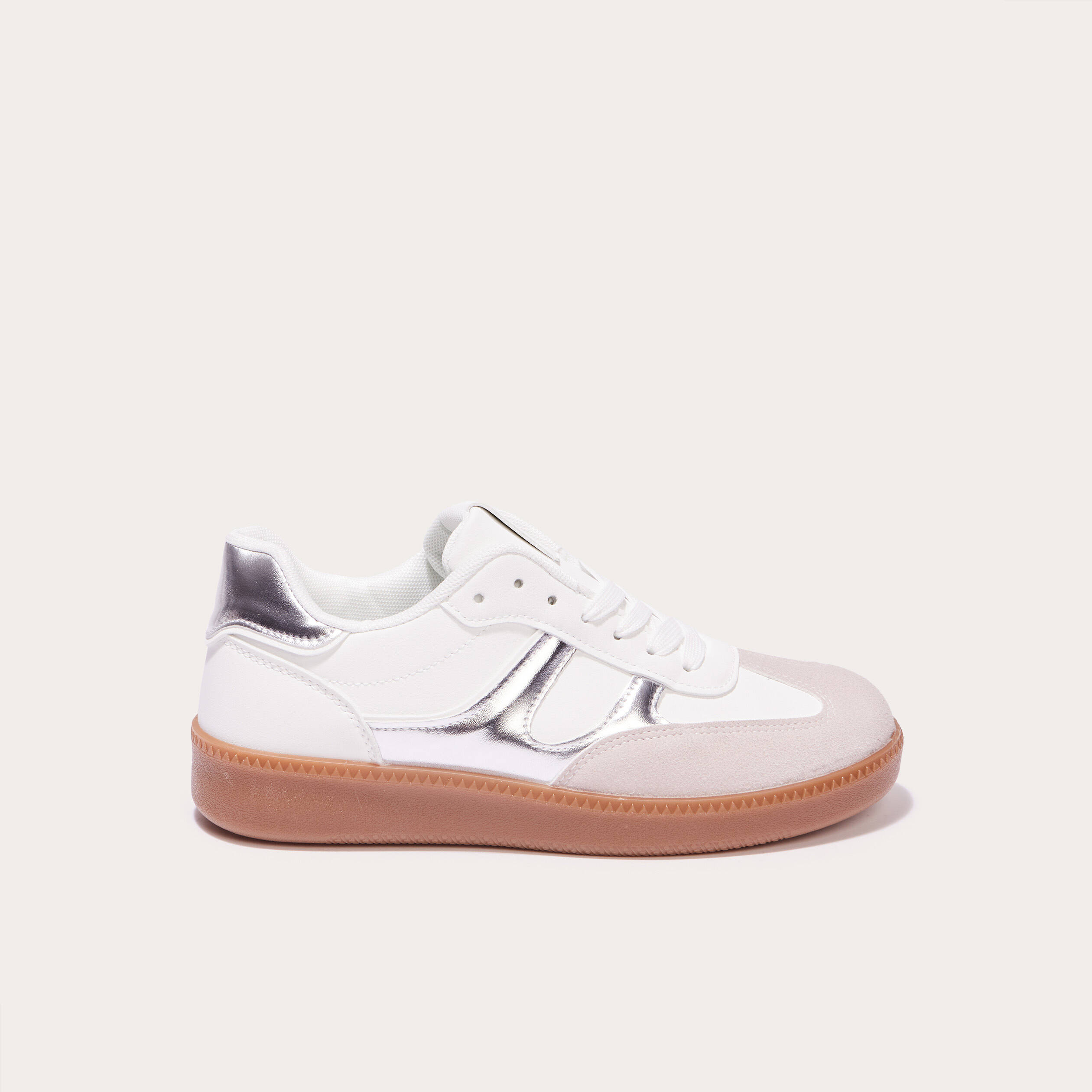 baskets basses a lacets gris argent femme Baskets basses à lacets gris argent femme