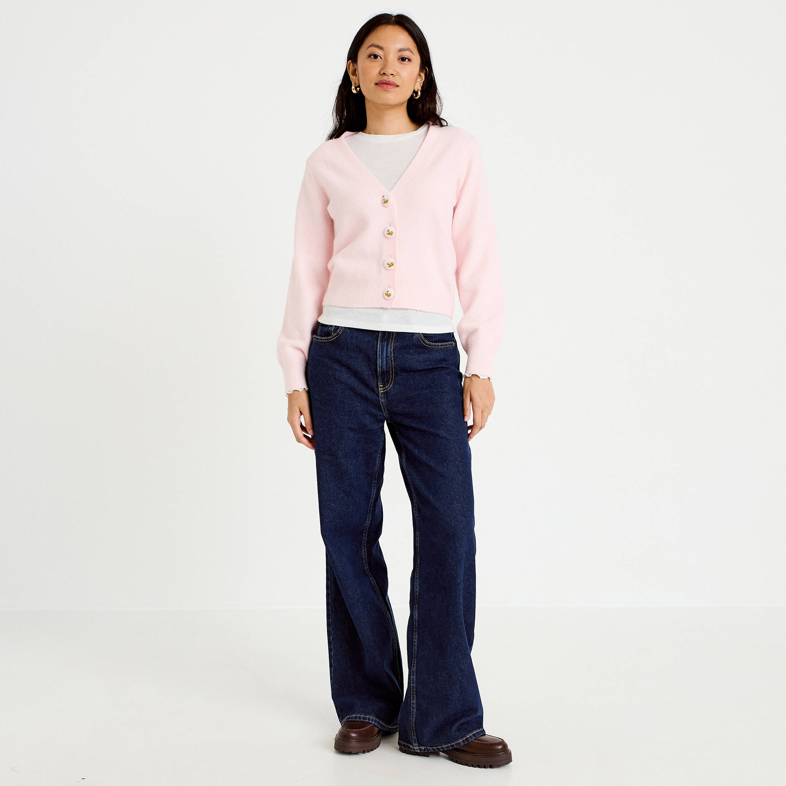 Gilet col v broderie manches longues rose clair femme
