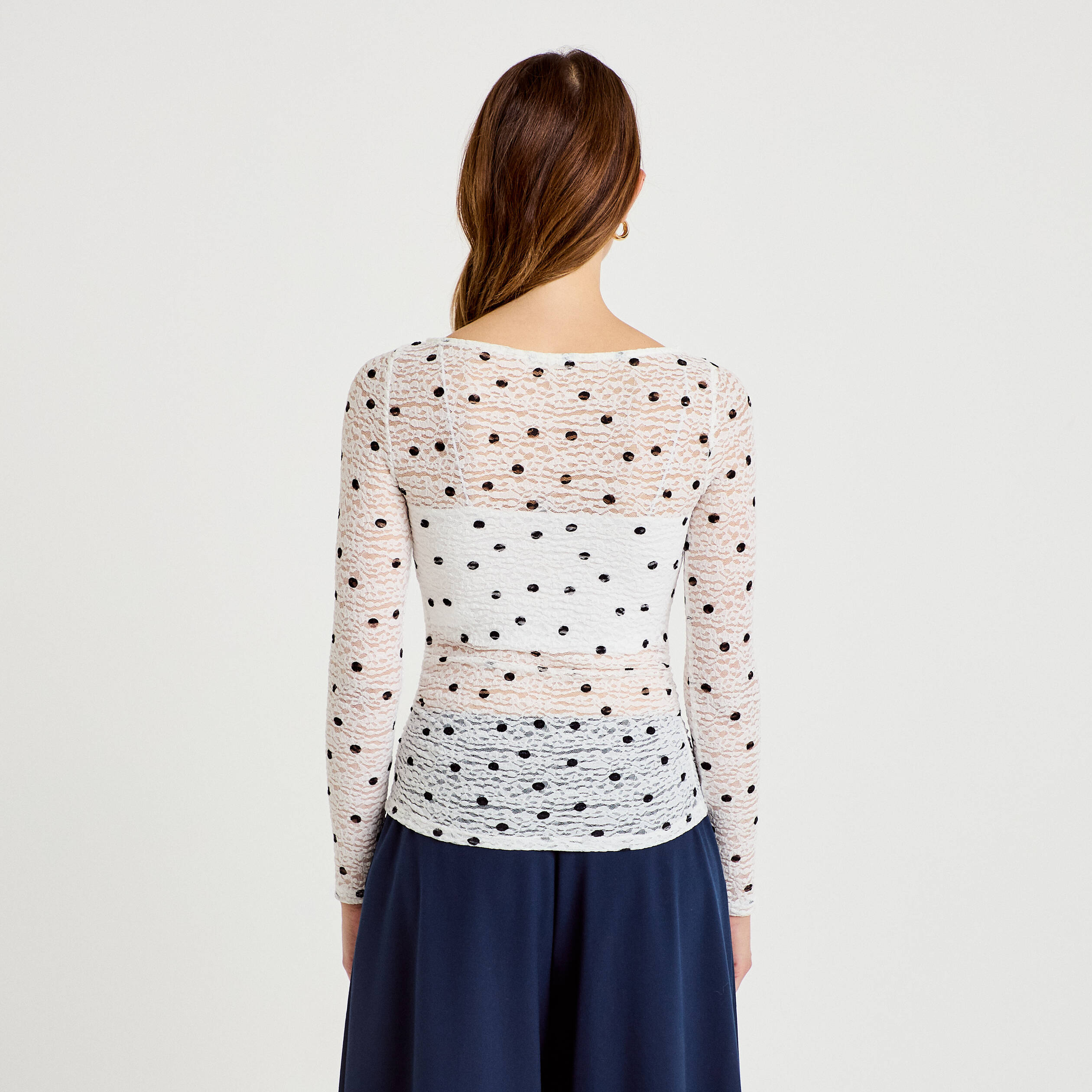 Top dentelle pliss&eacute; col bateau blanc femme
