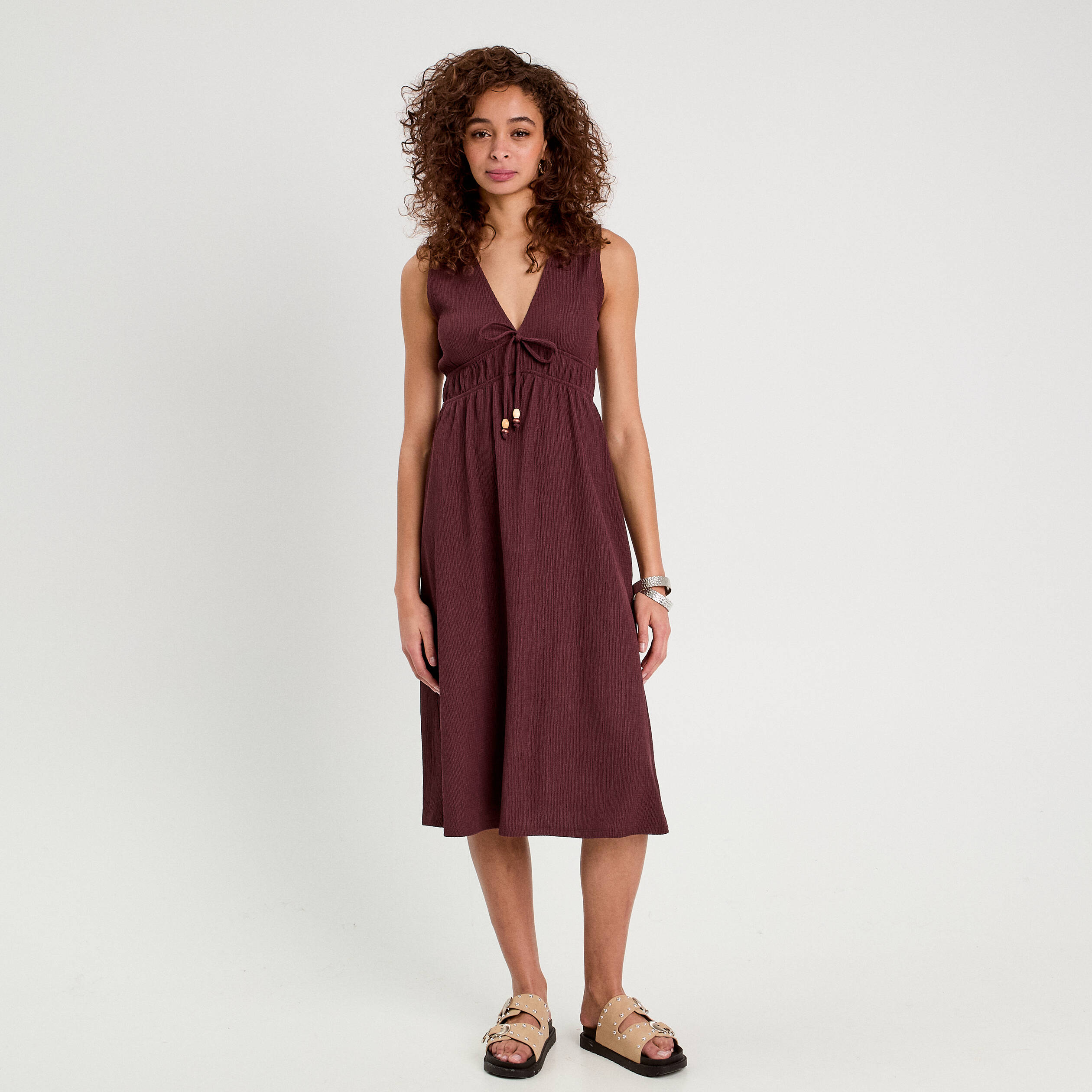 Robe midi &eacute;vas&eacute;e sans manches prune femme