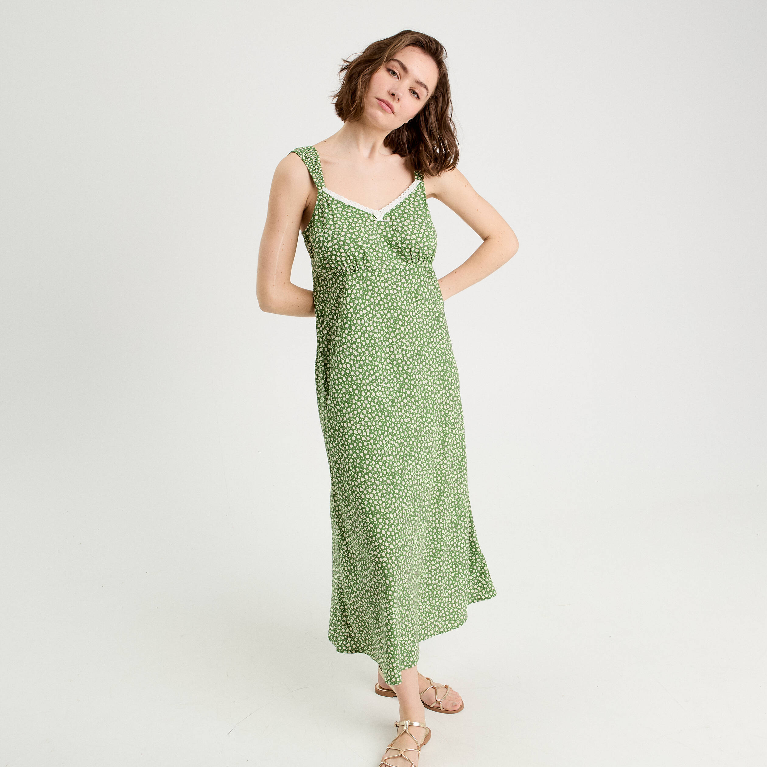 robe longue evasee vert kaki femme Robe longue évasée vert kaki femme