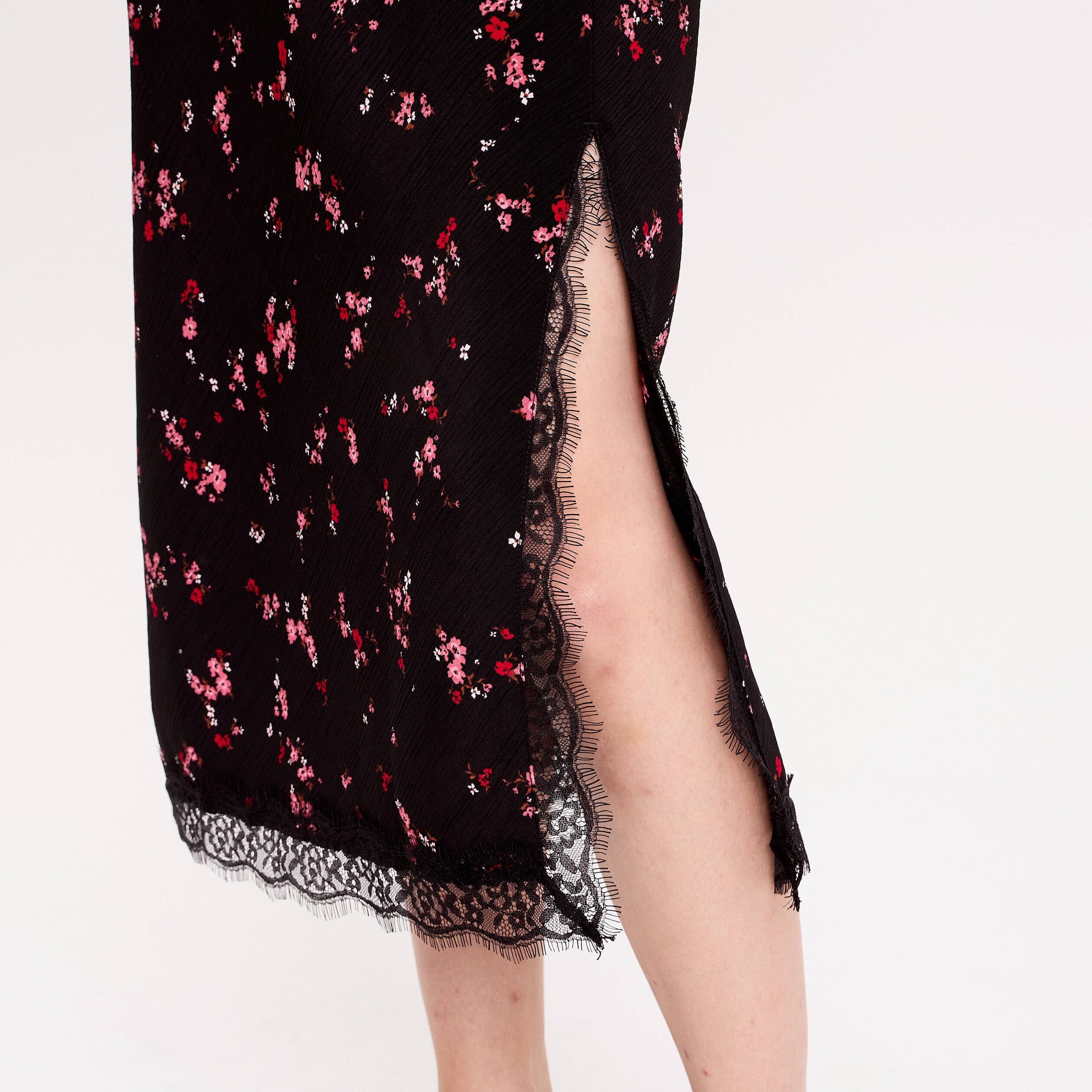 Jupe &eacute;vas&eacute;e 3/4 d&eacute;tail dentelle noir femme