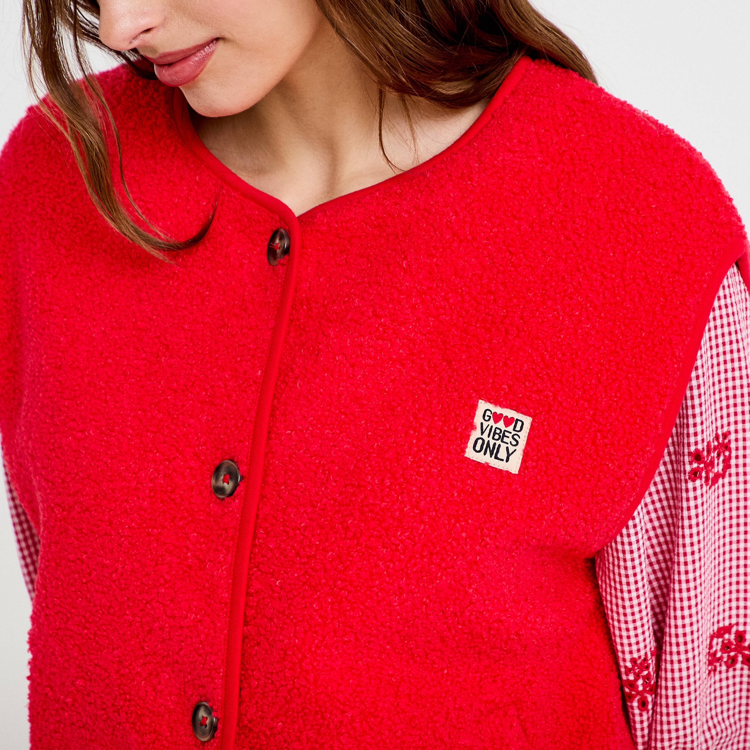 Gilet sans manches fausse fourrure rouge femme
