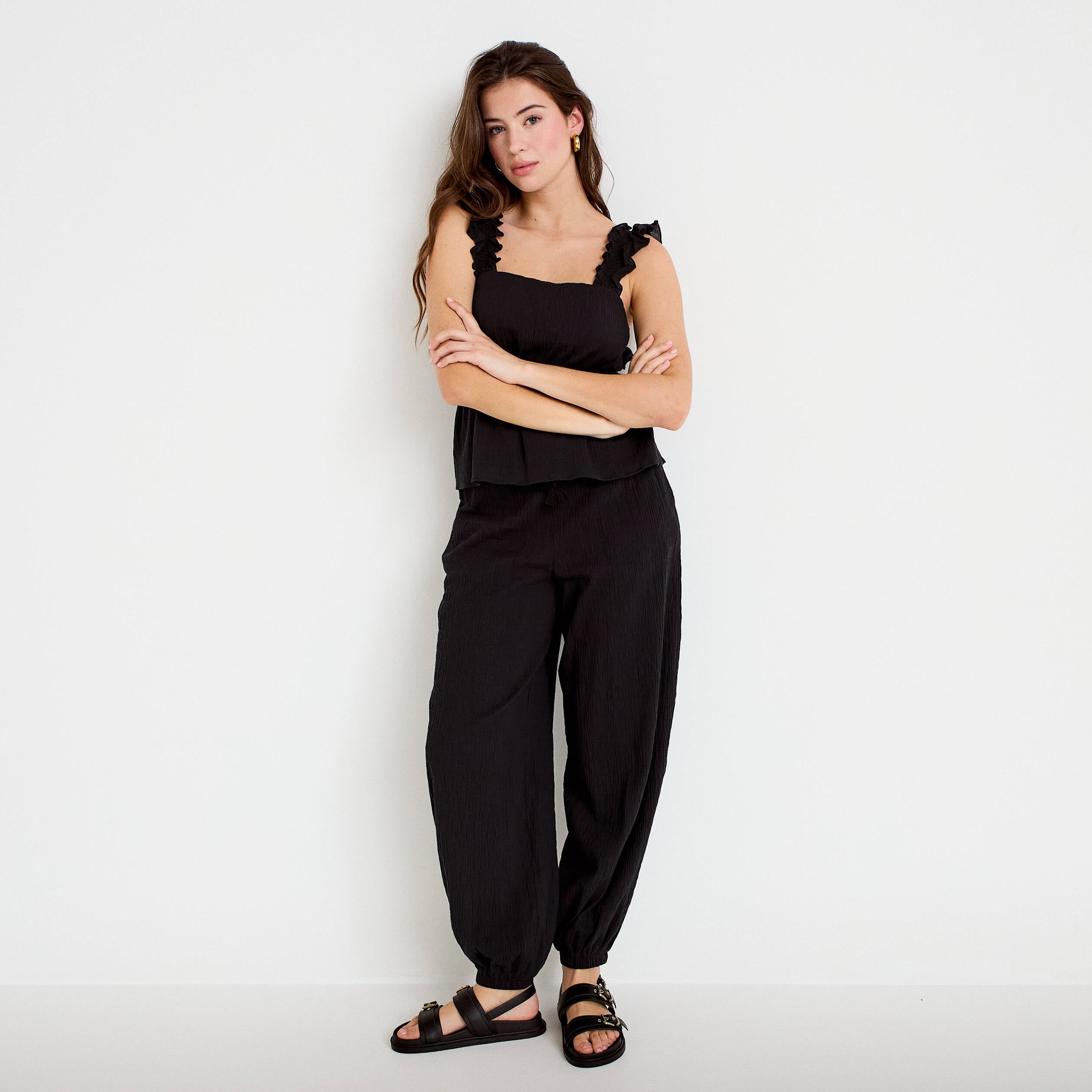 Pantalon large taille haute pliss&eacute; noir femme