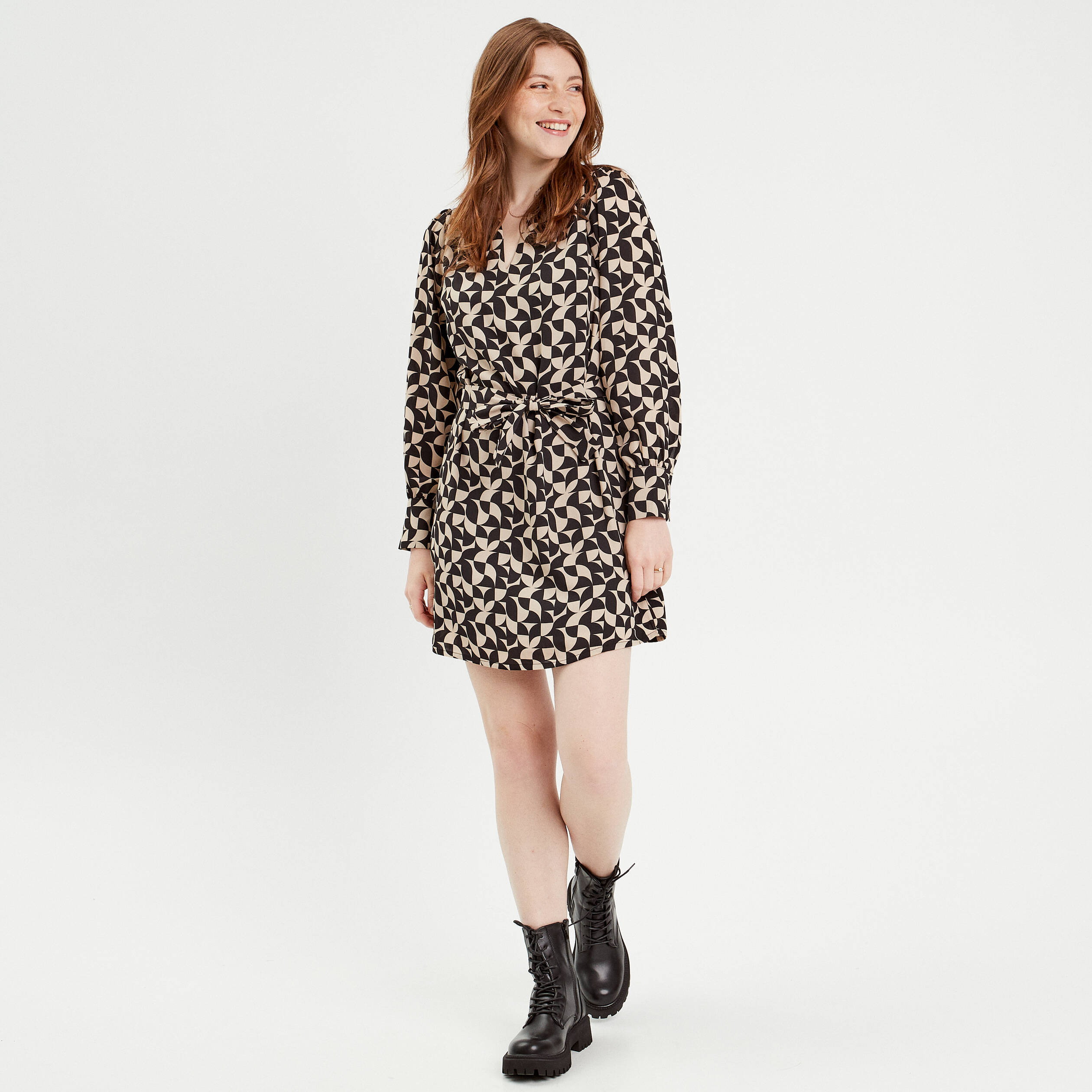 robe droite ceinturee beige femme Robe droite ceinturée beige femme