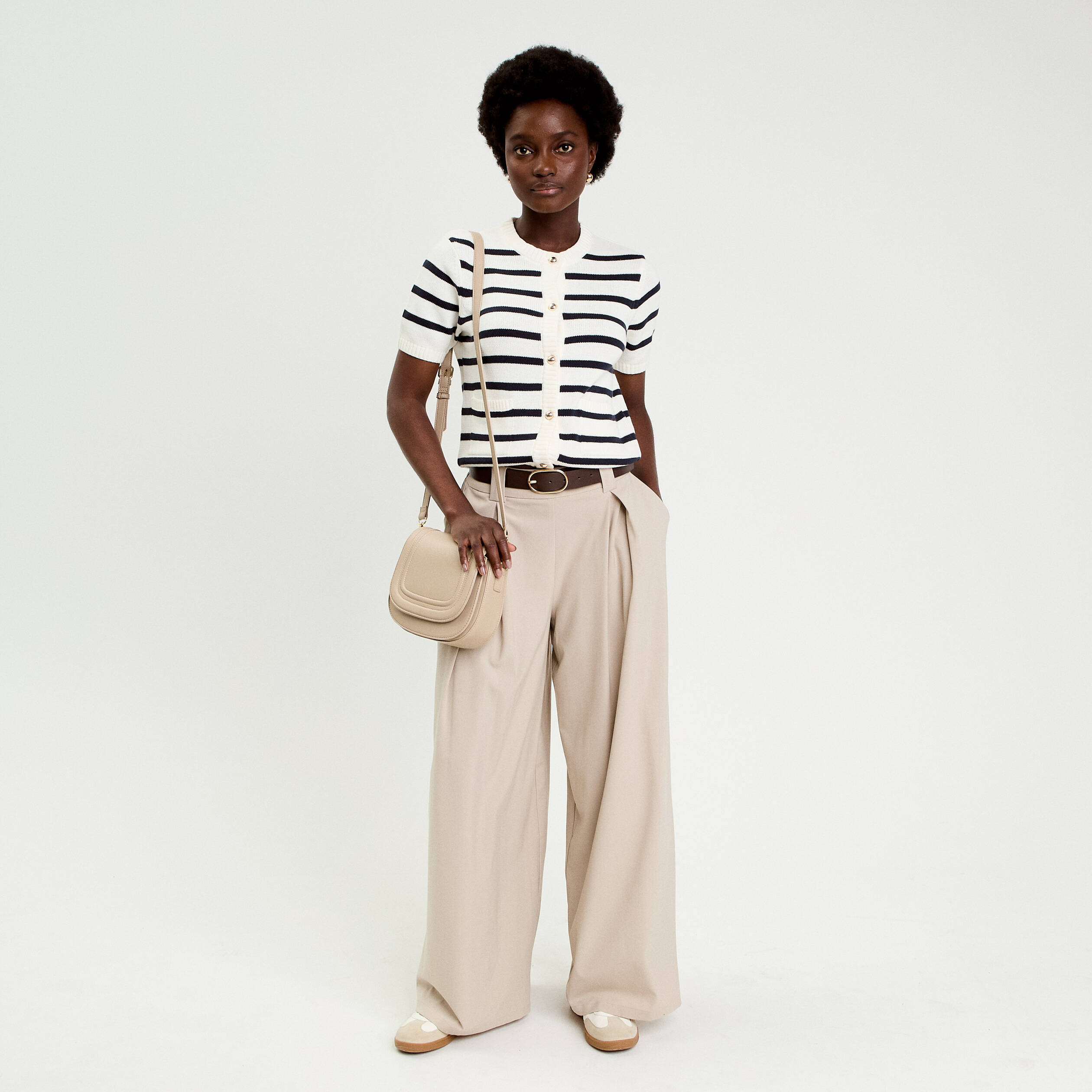 Pantalon large avec ceinture beige femme
