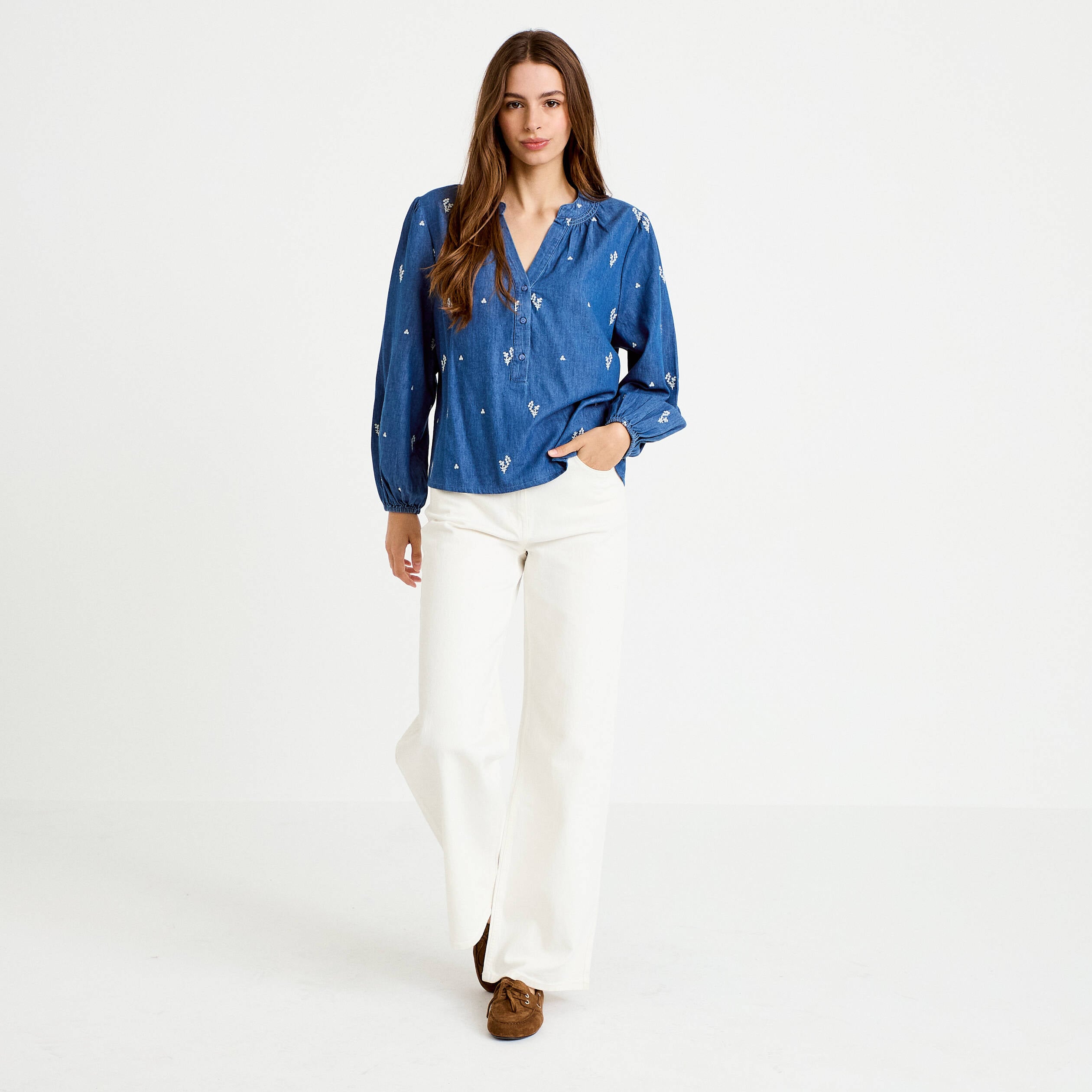 Blouse ample manches longues en jean blanc femme