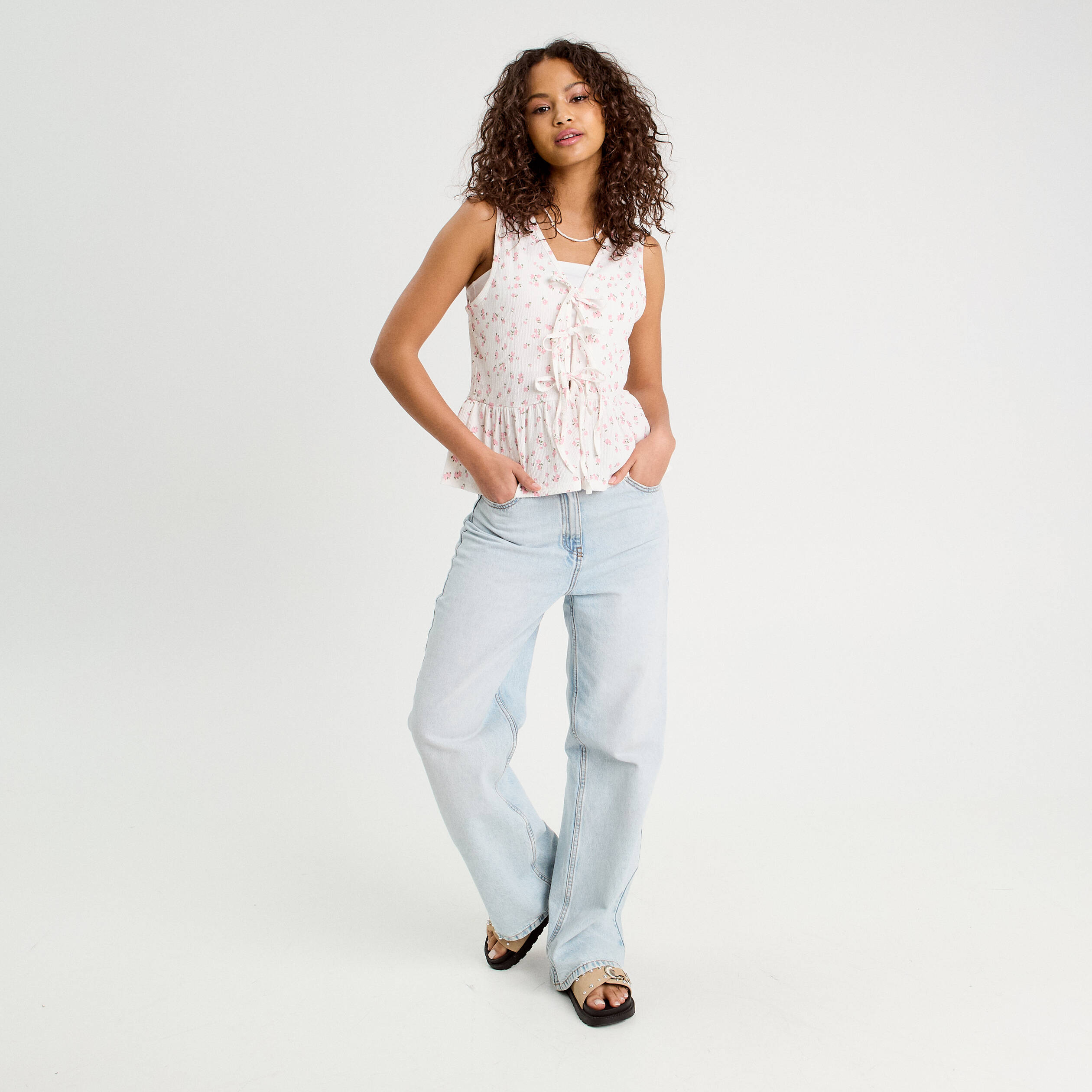 Blouse nou&eacute;e blanc femme