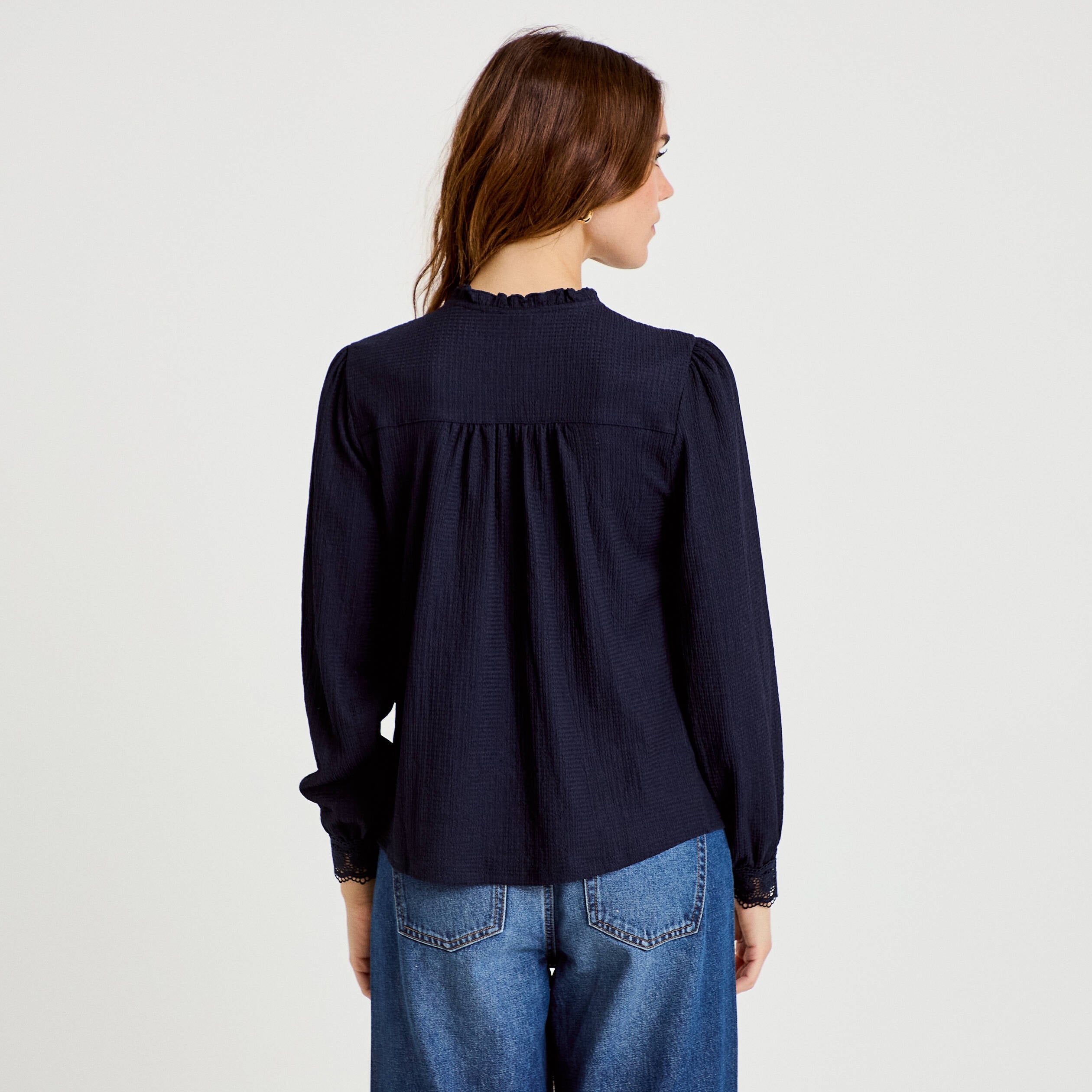Blouse maille relief&eacute;e bleu marine femme