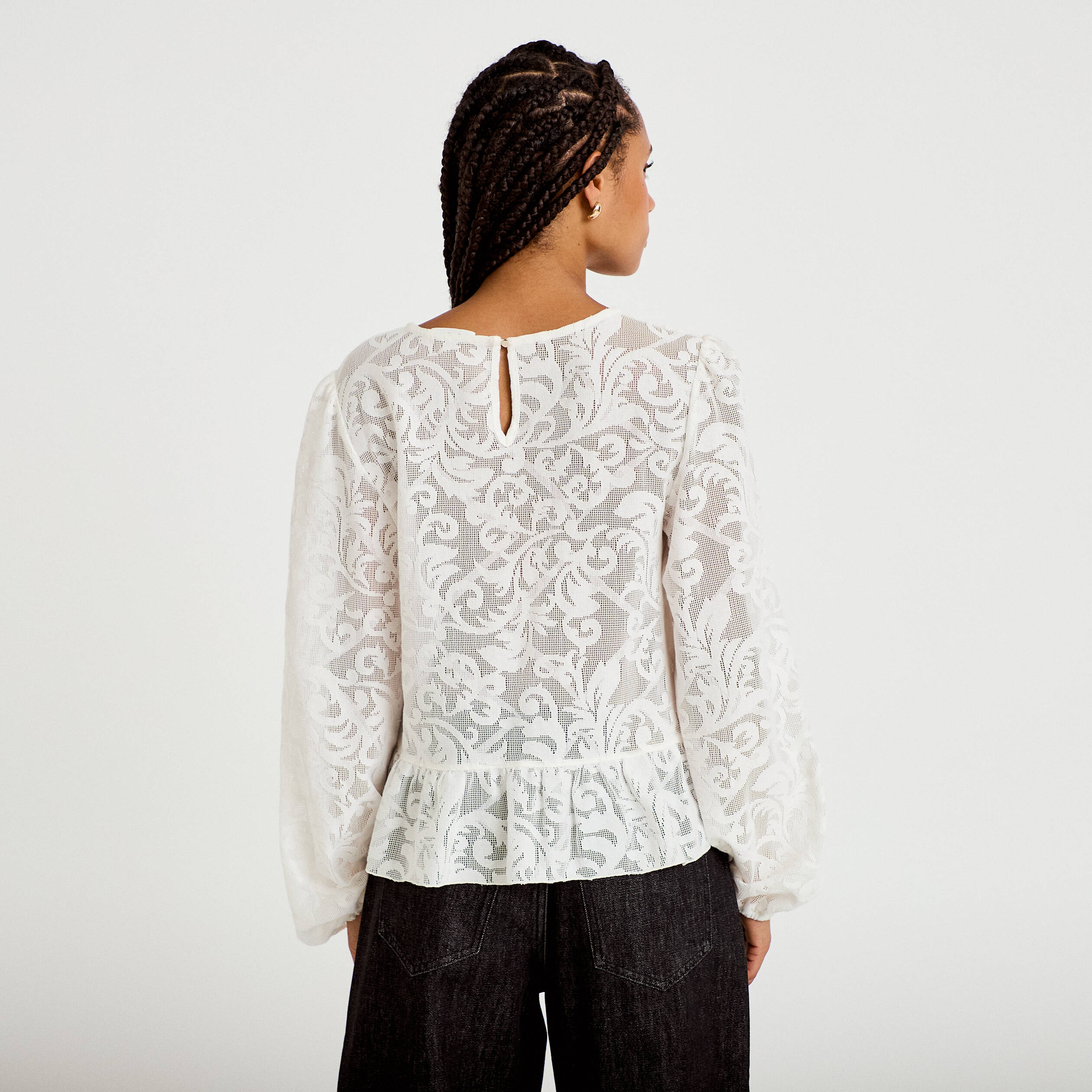 Blouse en dentelle manches longues ecru femme