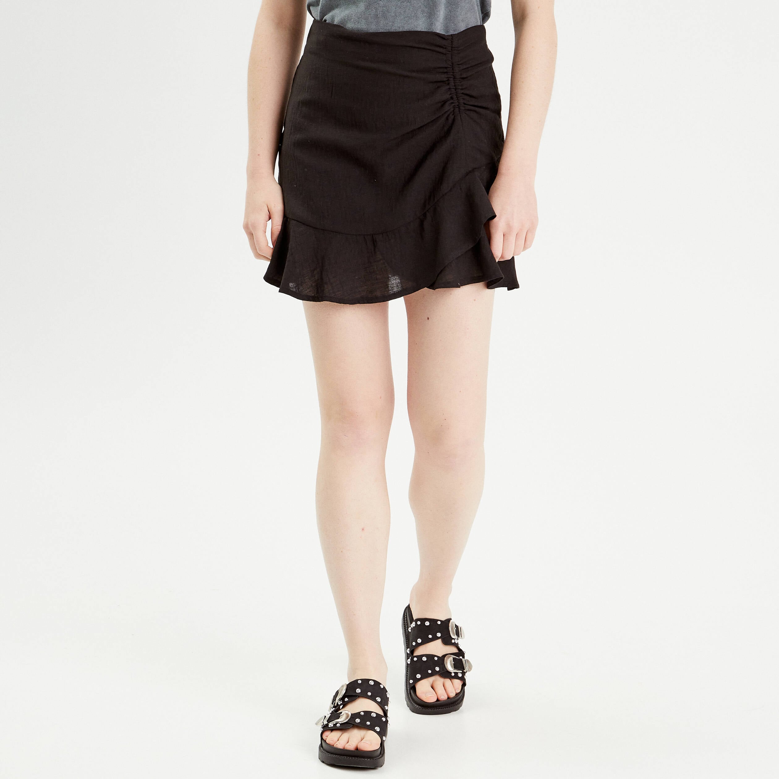 Jupe &eacute;vas&eacute;e fluide volants noir femme