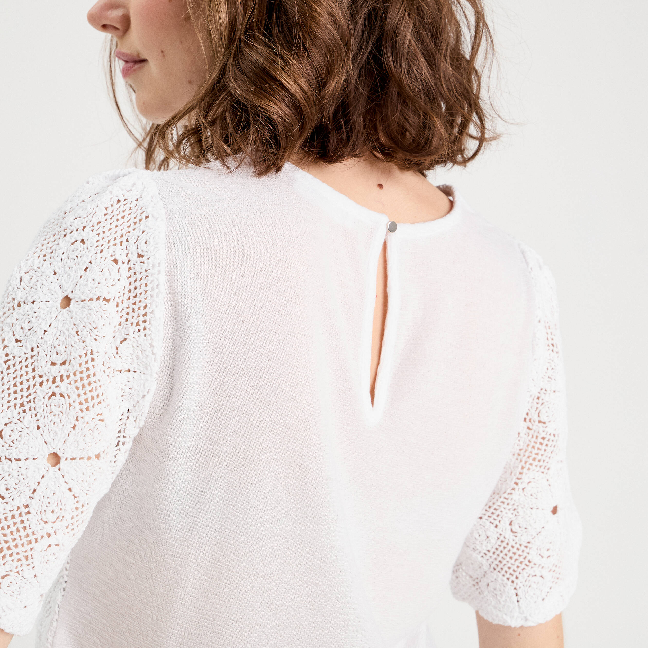 T-shirt dentelle macram&eacute; blanc femme