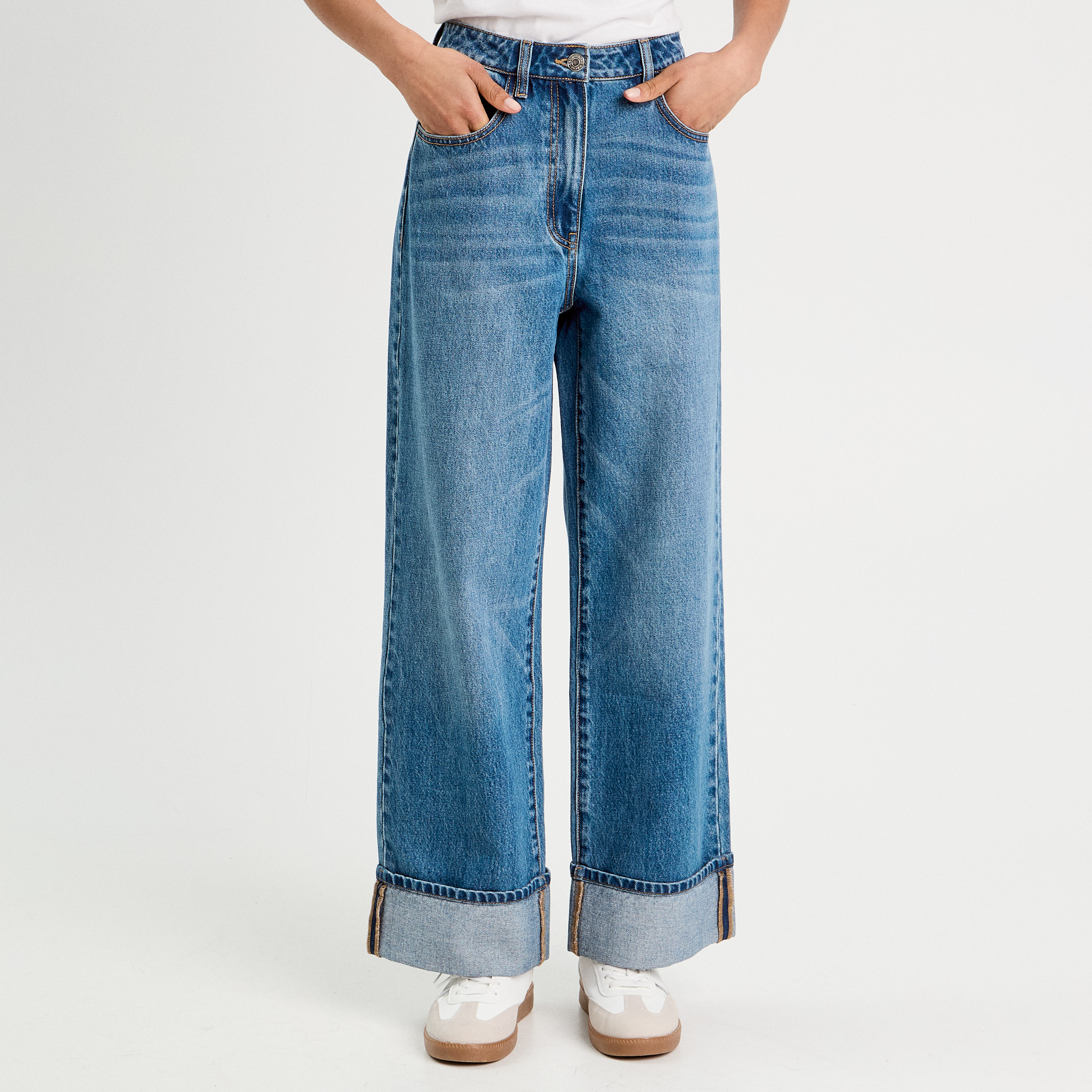 Jeans droit avec ourlets denim double stone femme